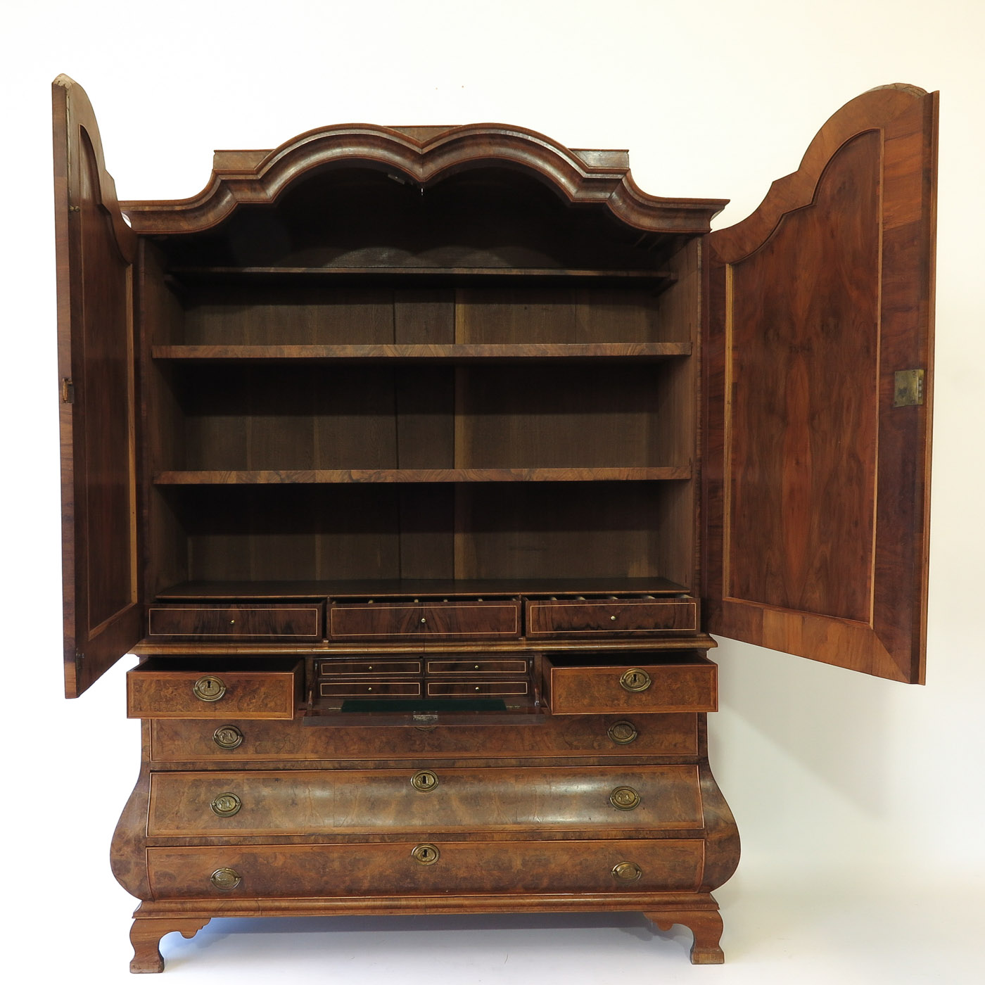 An 18th Century Walnut Veneer Cabinet - Image 2 of 2