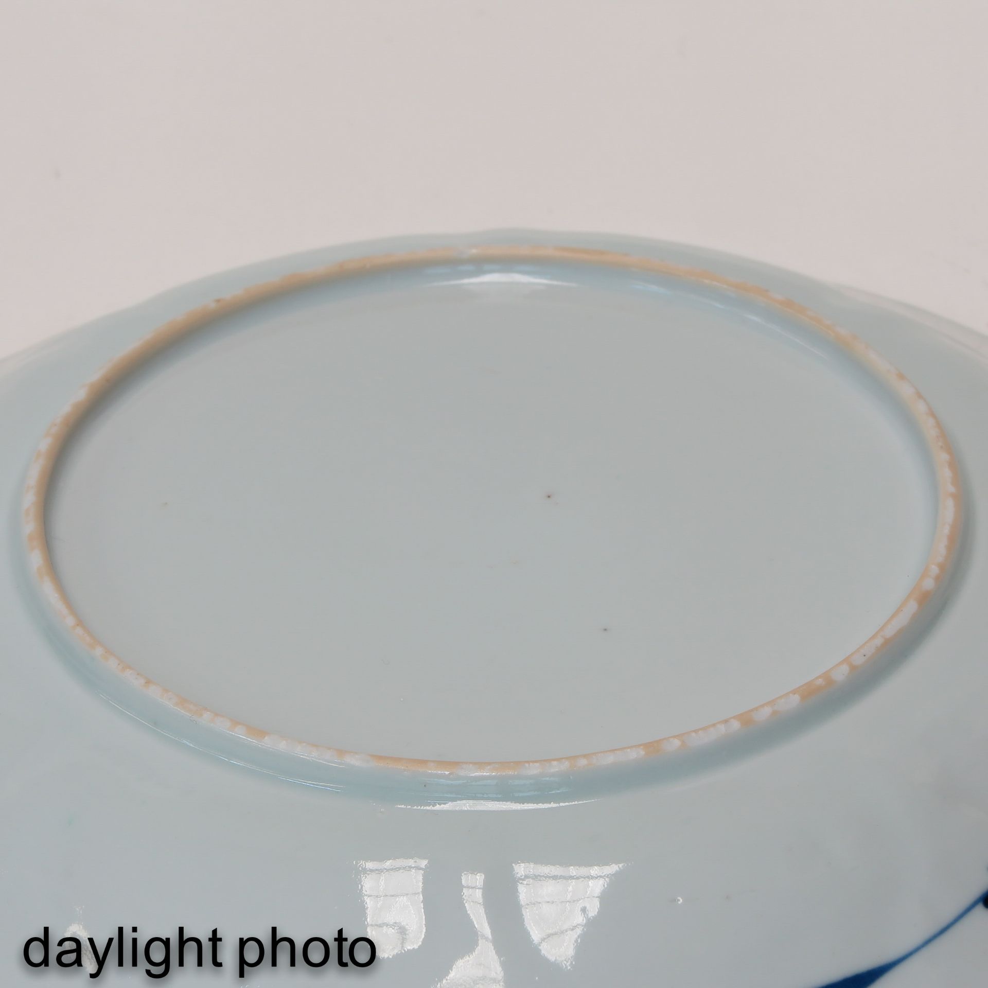 A Series of Six Blue and White Plates - Bild 8 aus 9