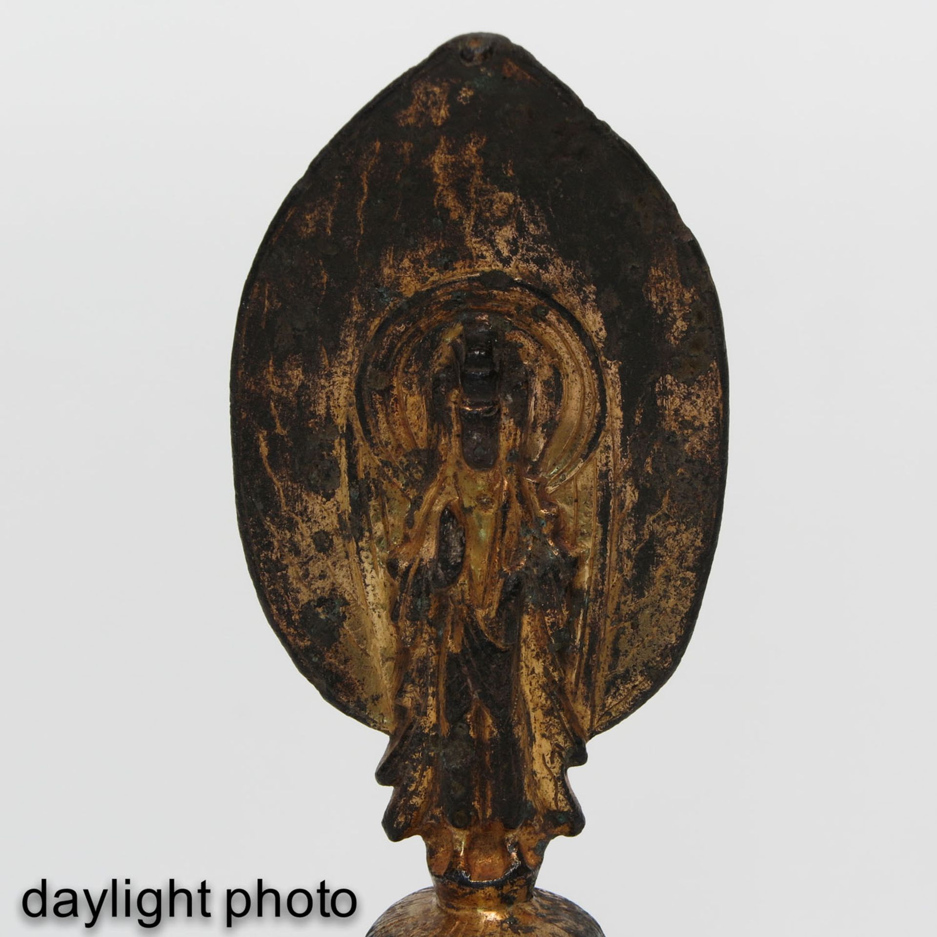 A Gilt Buddha Sculpture - Bild 10 aus 10