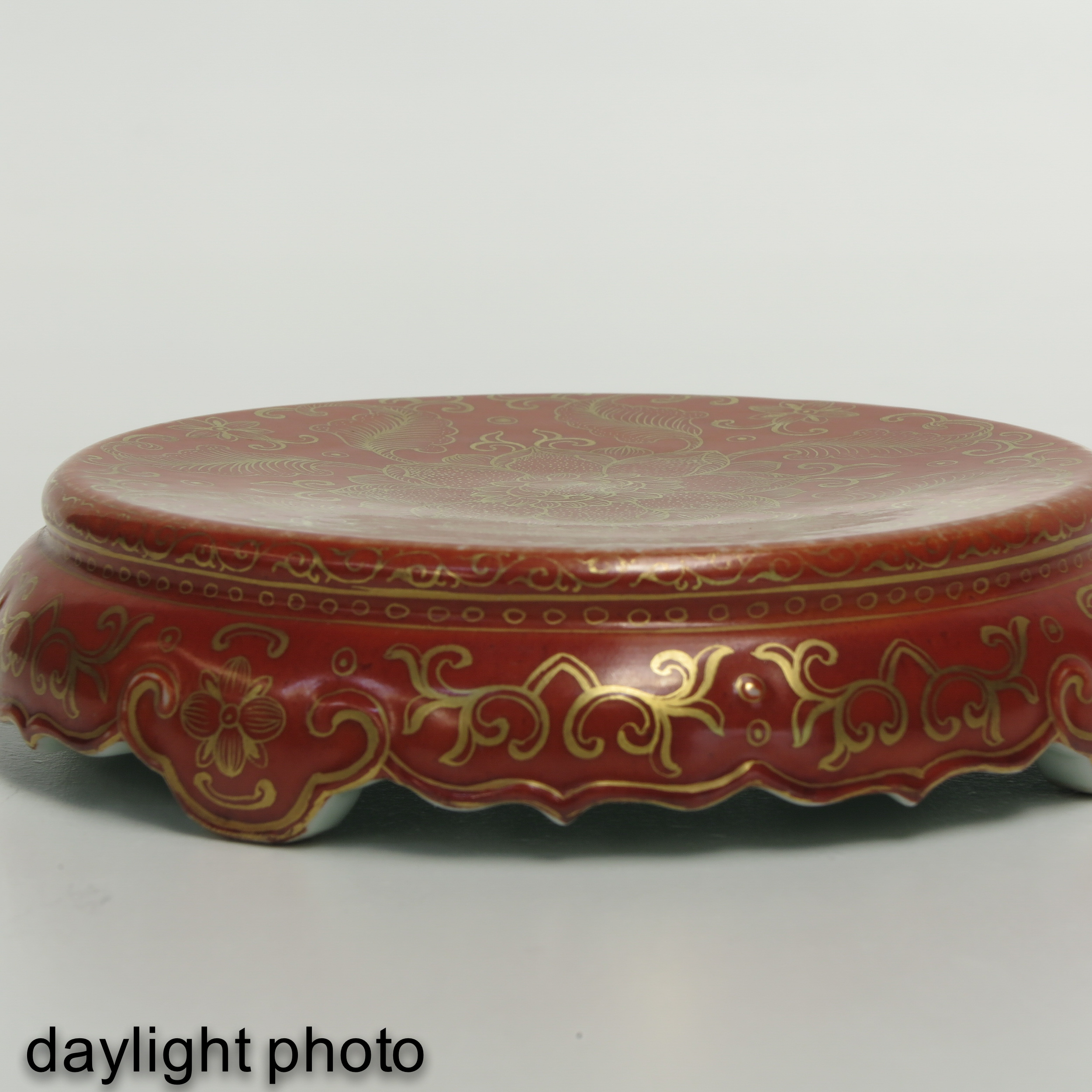 An Orange and Gilt Stand - Image 8 of 9