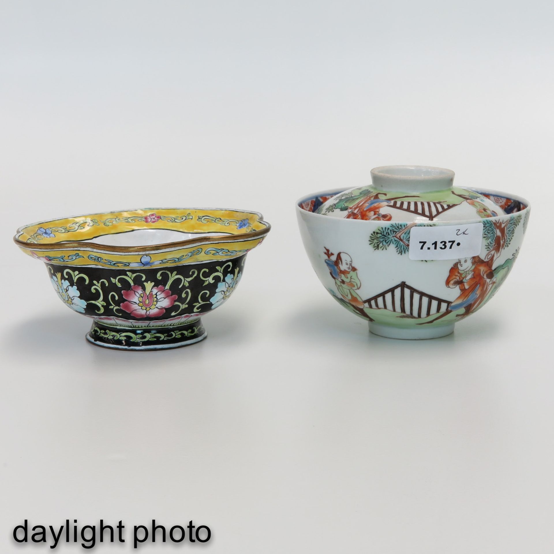 A Cup with Cover and Cloisonne Bowl - Bild 7 aus 9