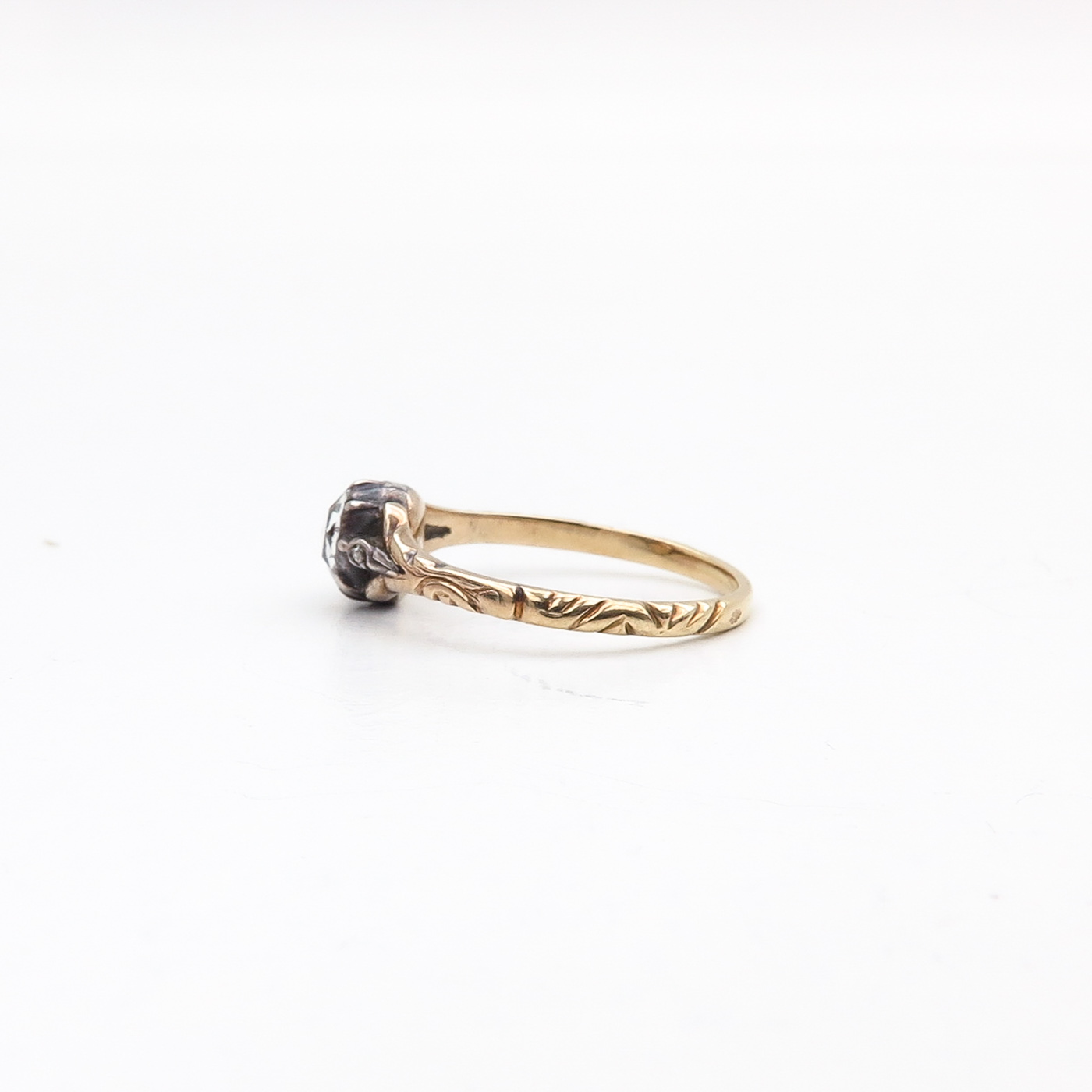 A 19th Century Ladies Diamond Ring - Image 2 of 2