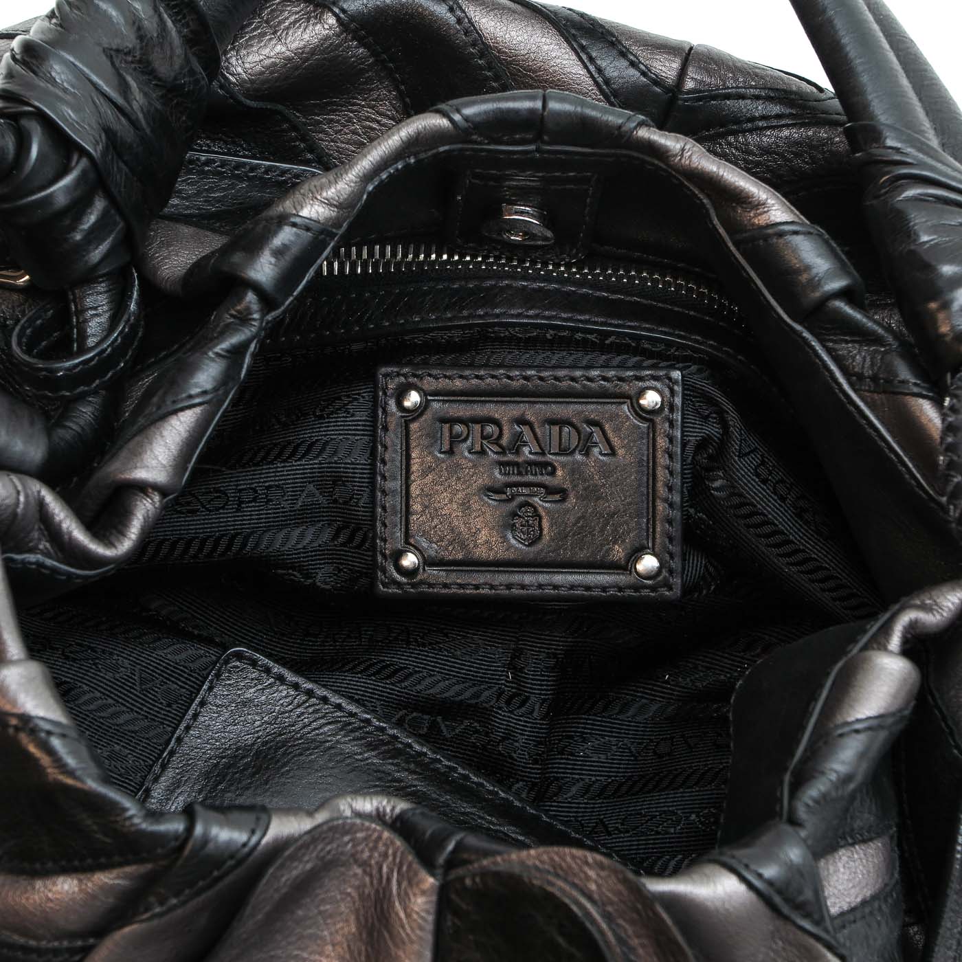 A Prada Ladies bag - Image 2 of 3