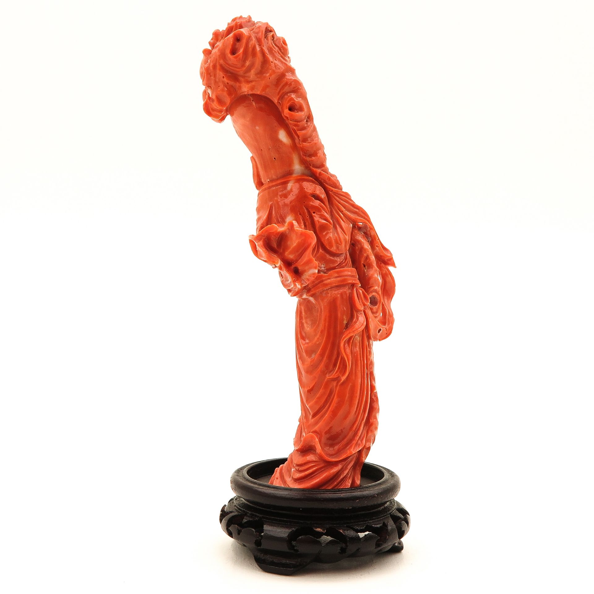 A Carved Red Coral Sculpture - Bild 3 aus 9