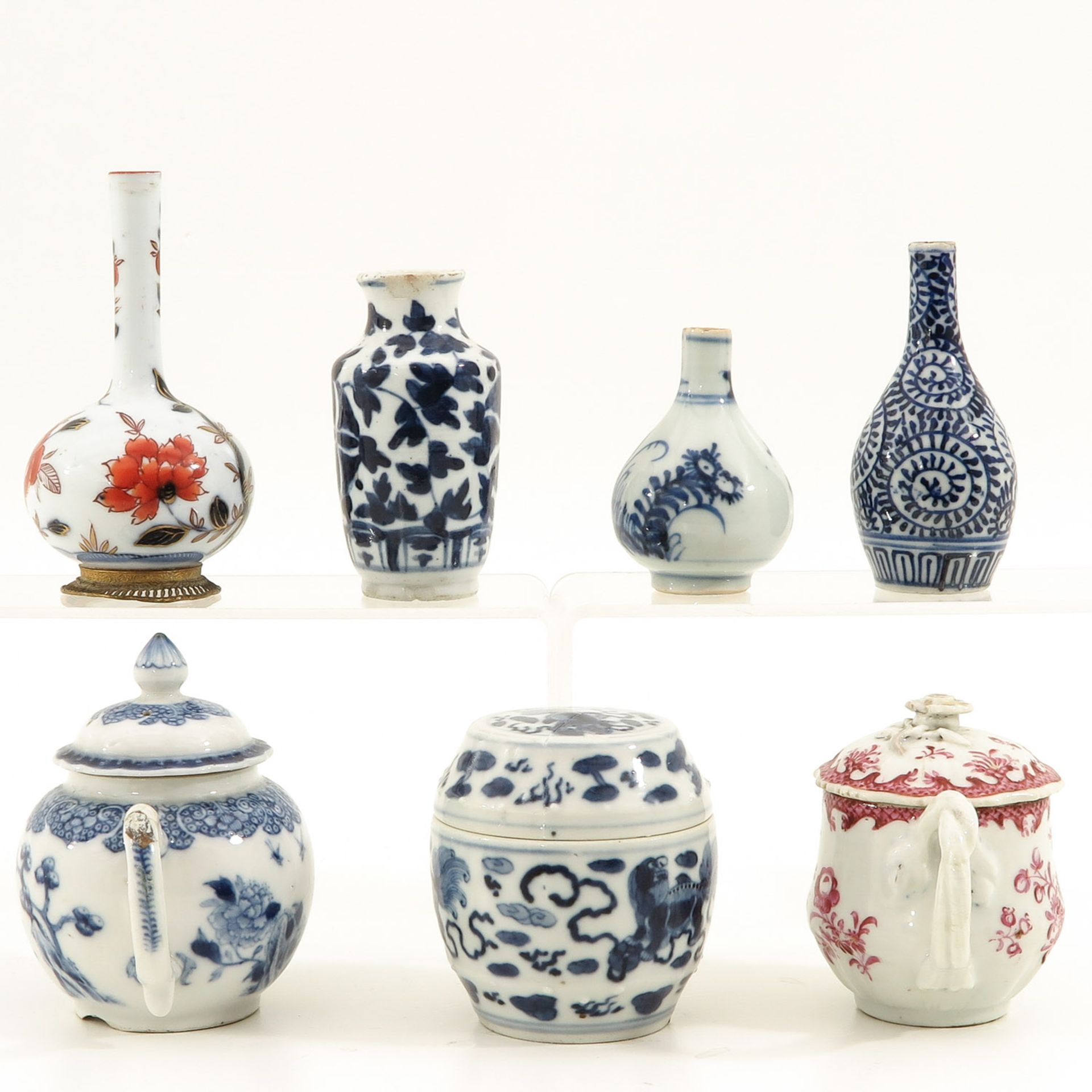 A Diverse Collection of Porcelain - Bild 2 aus 9