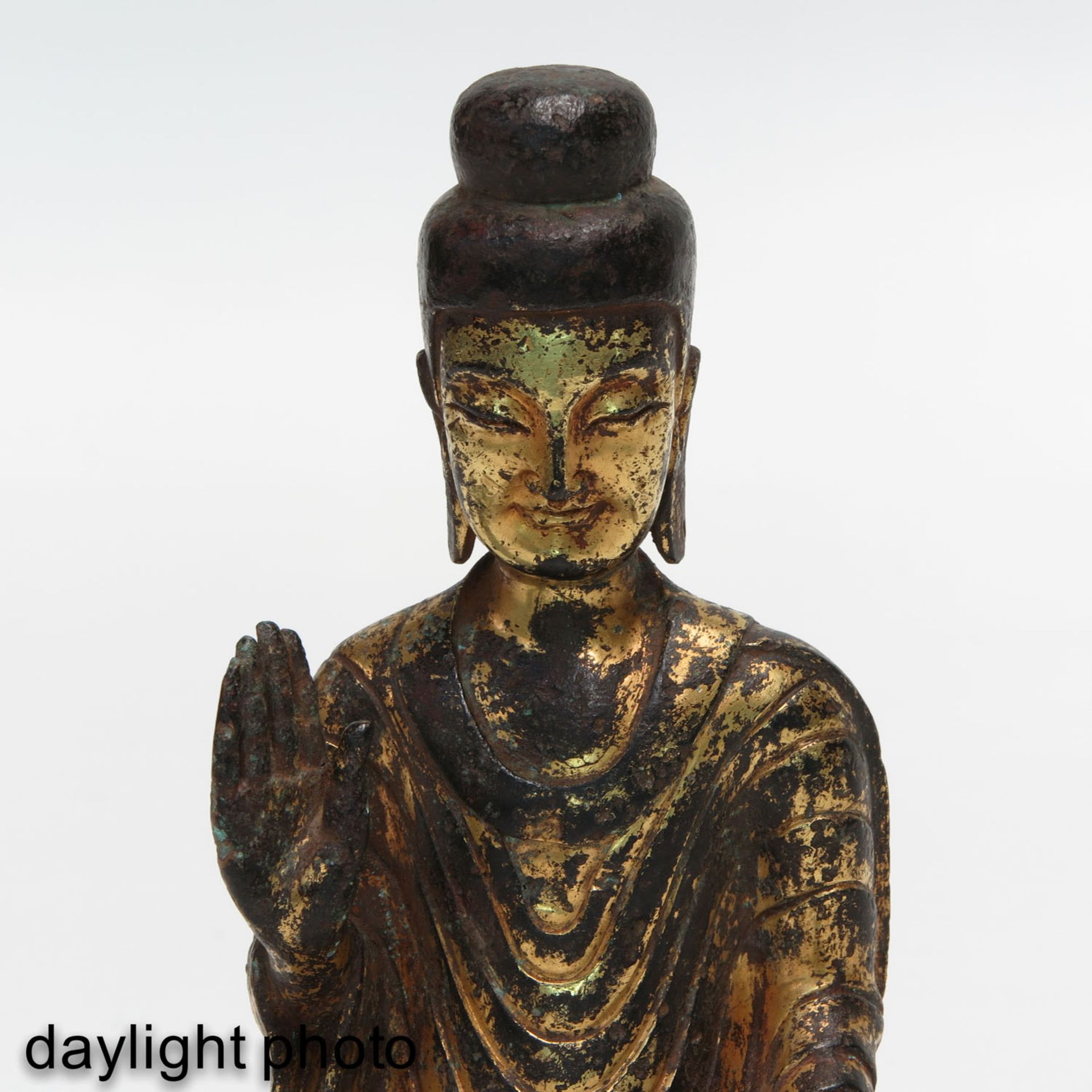 A Gilt Bronze Buddha - Bild 10 aus 10
