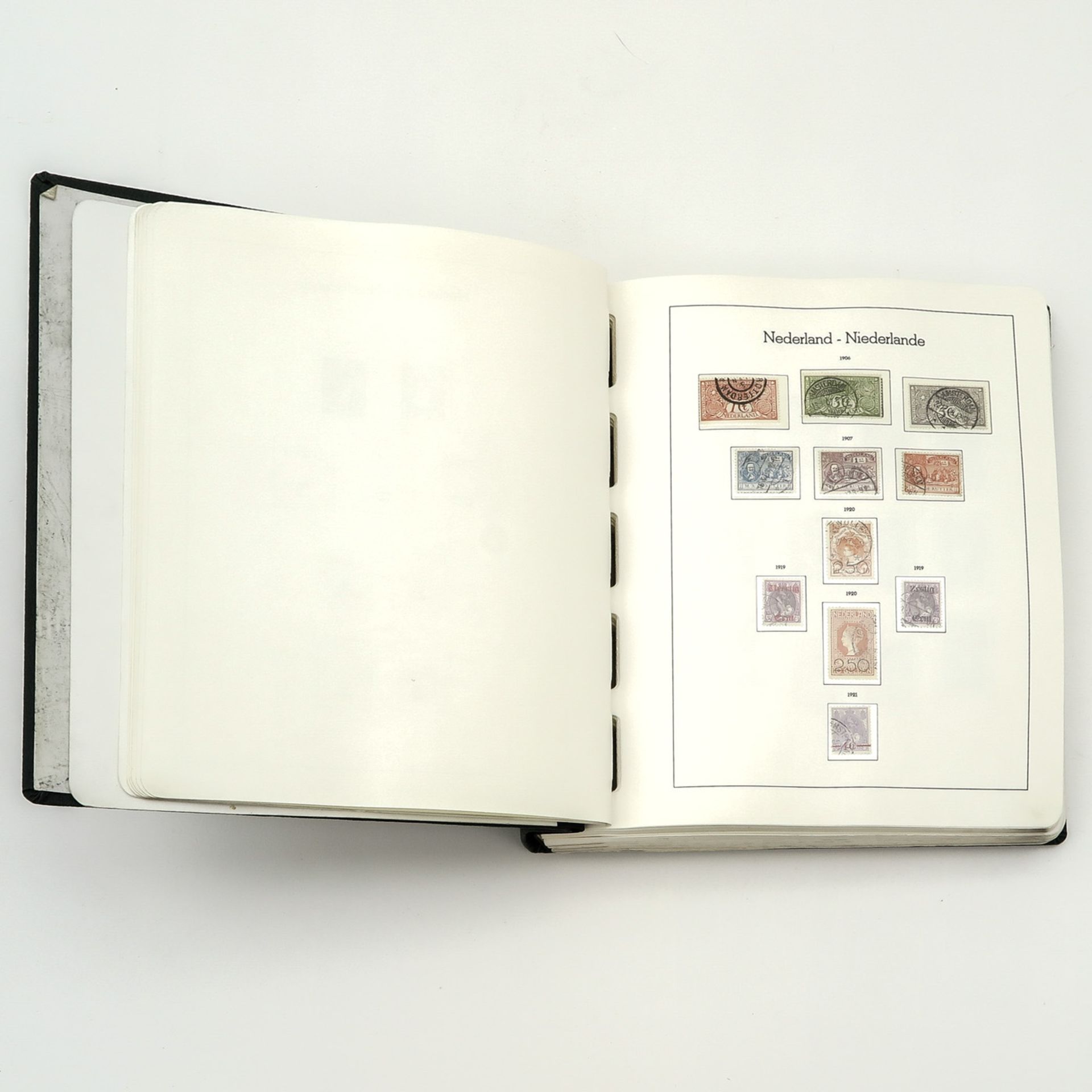 A Stamp Collection - Bild 6 aus 10