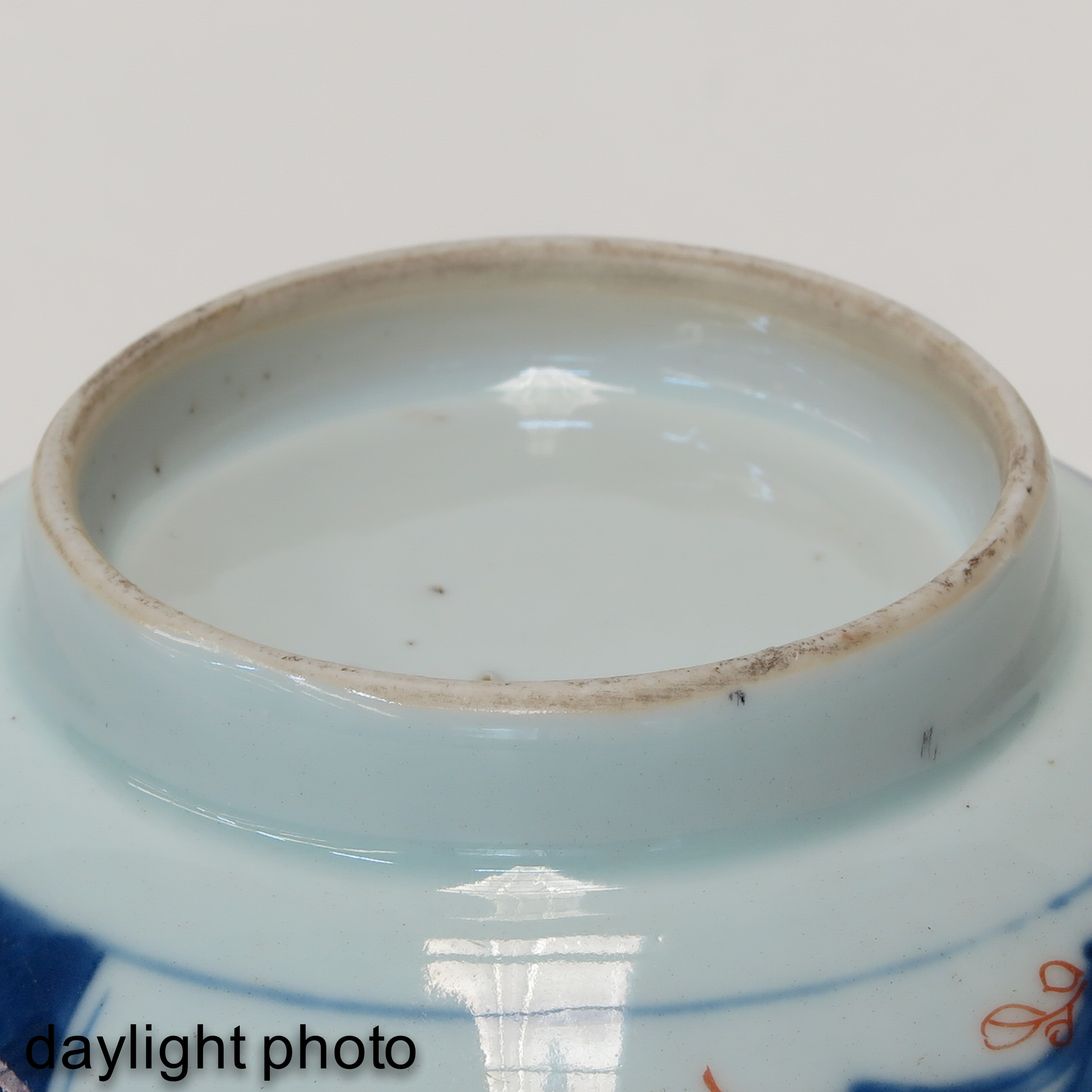 An Imari Bowl - Image 8 of 9