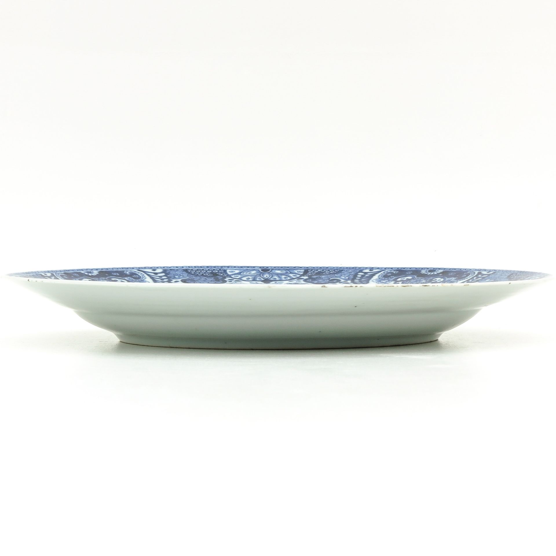 A Blue and White Plate - Bild 4 aus 7