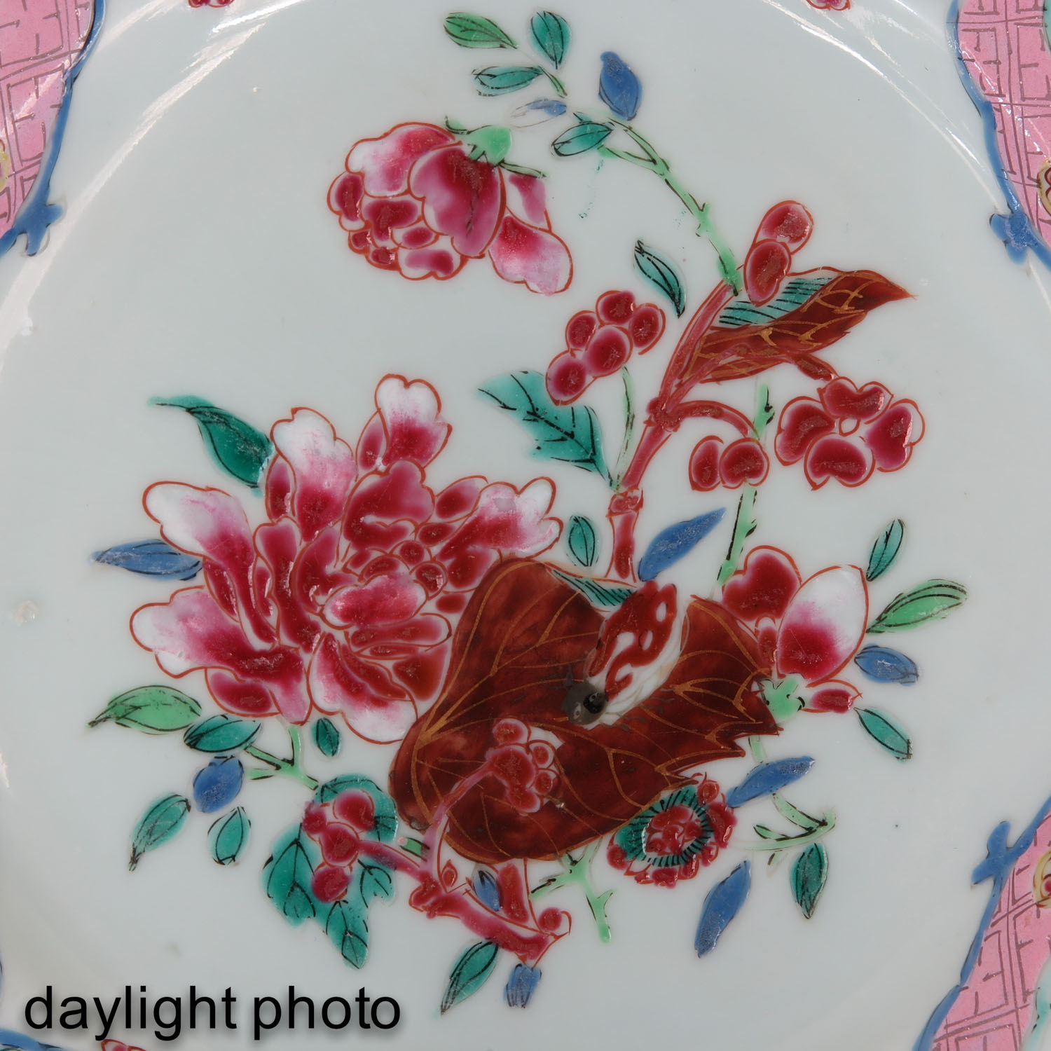 A Famille Rose and Polychrome Plate - Image 10 of 10