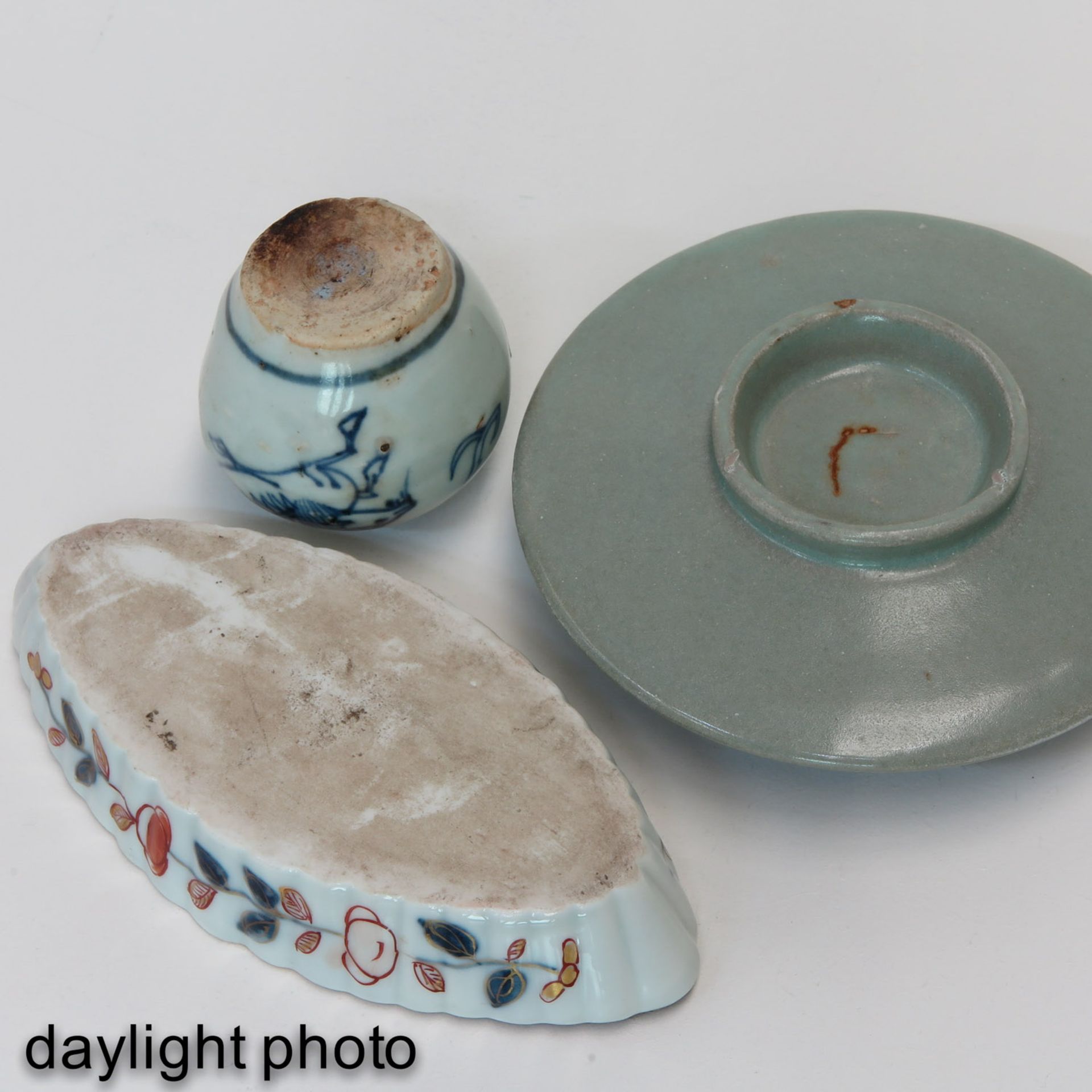 A Diverse Collection of Porcelain - Bild 8 aus 9