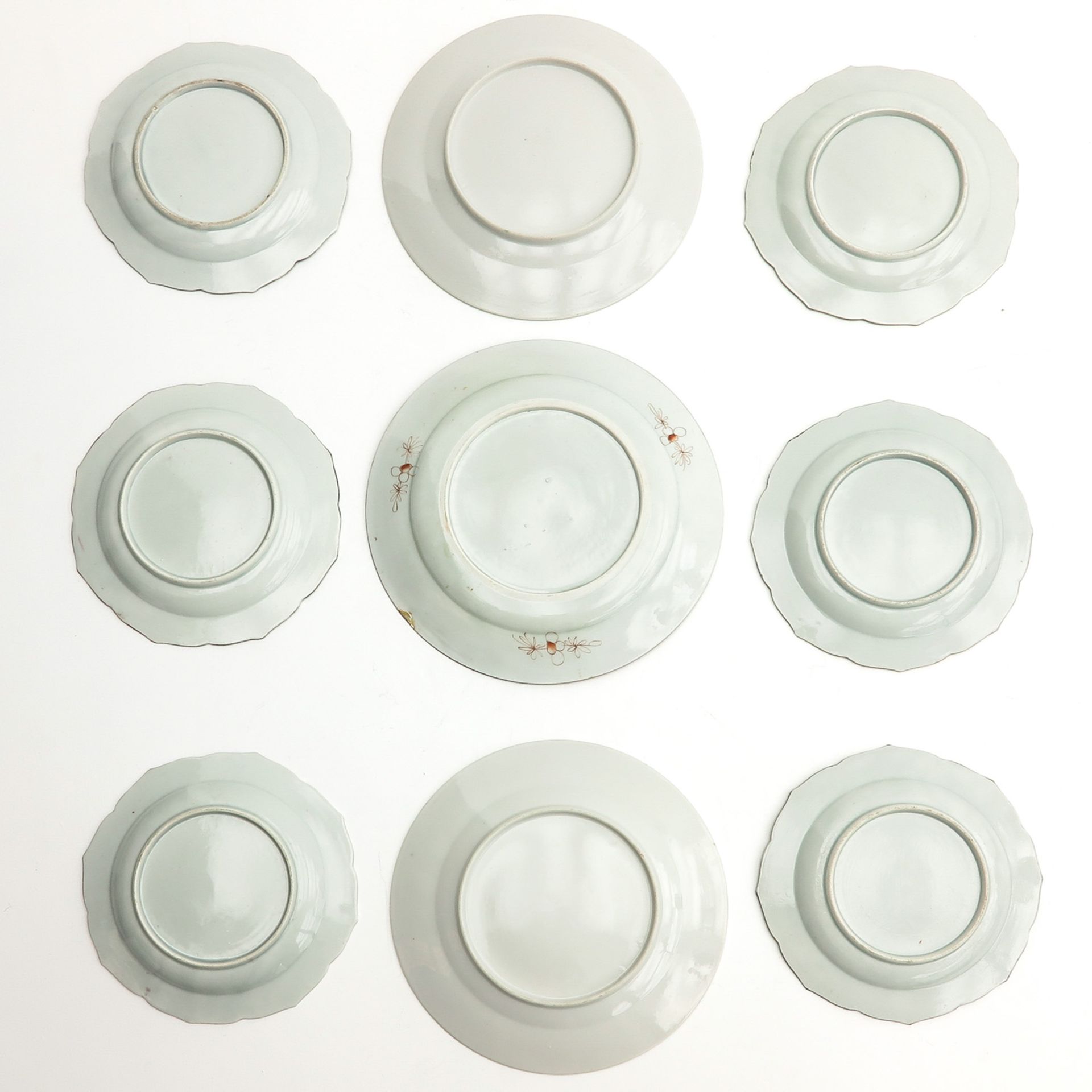 A Collection of 9 Plates - Image 2 of 10