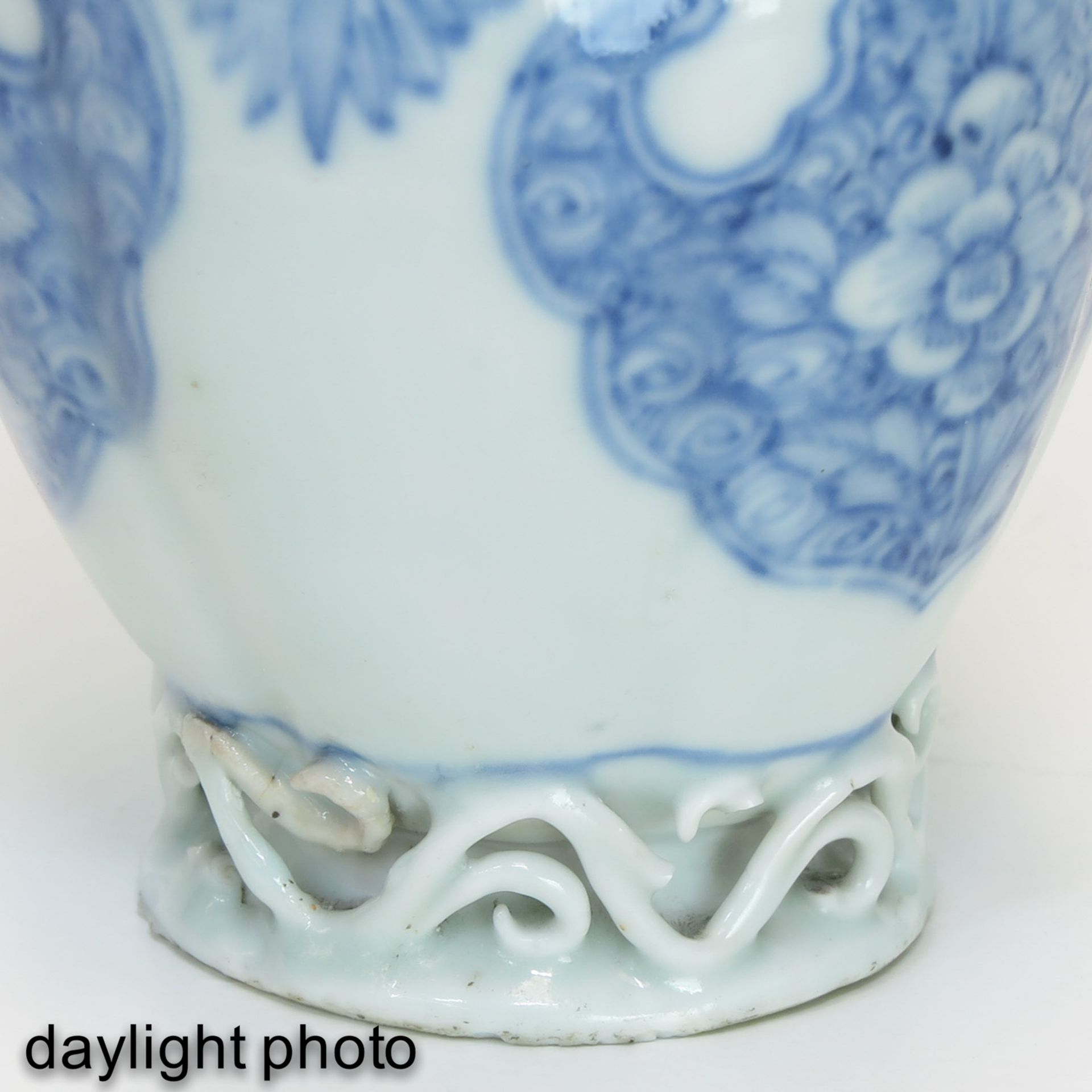 A Collection of Blue and White Porcelain - Image 10 of 10