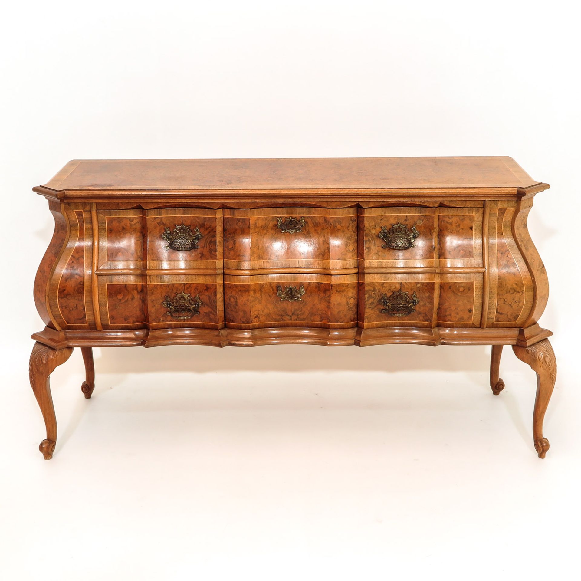 An English Walnut Veneer Dresser