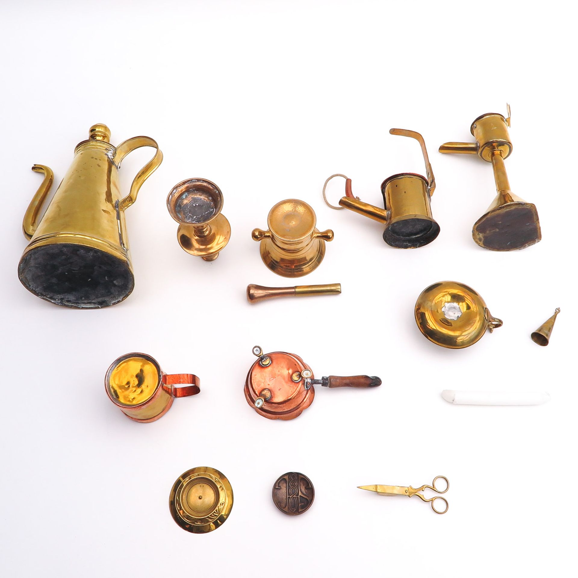 A Collection of Copper Items - Image 6 of 10