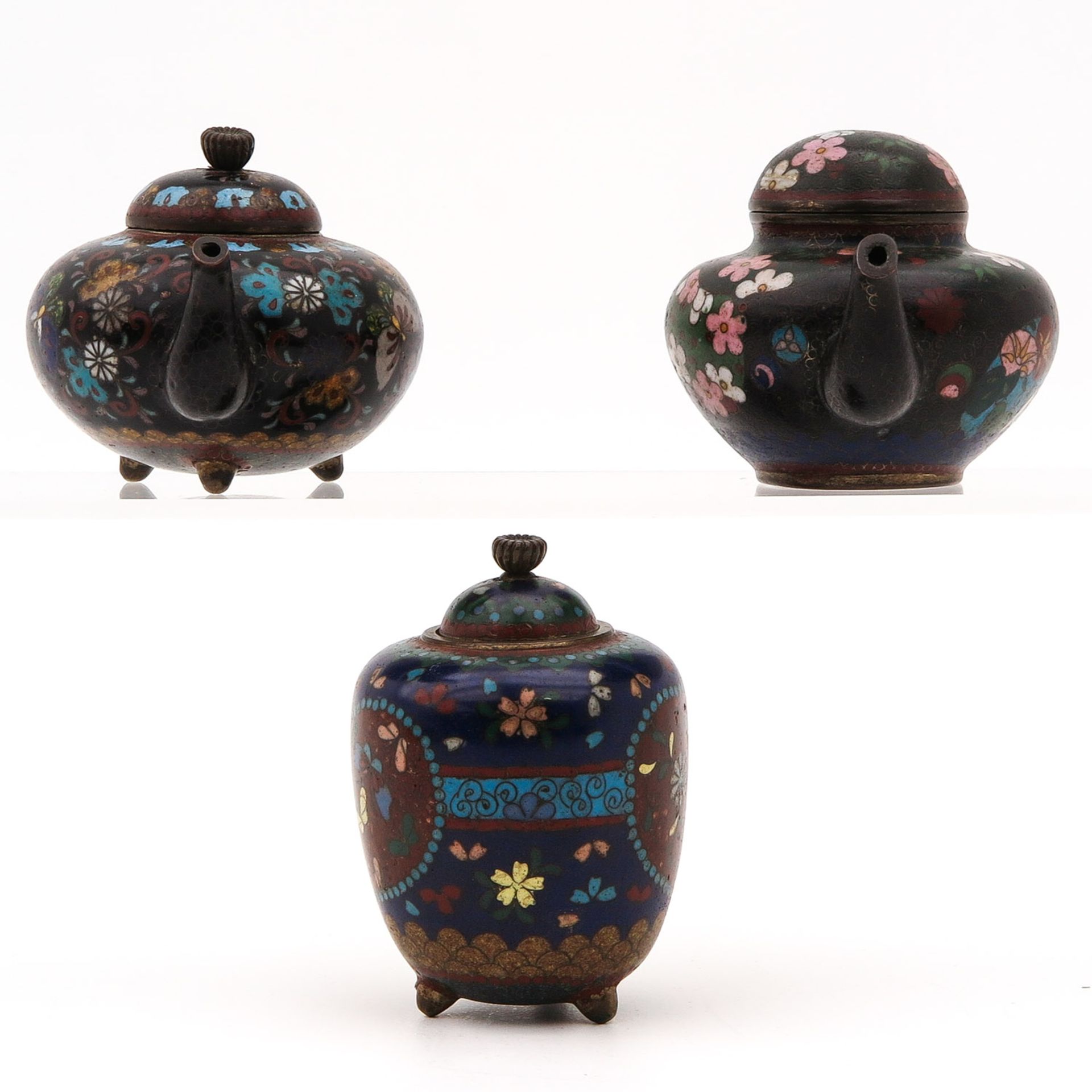 A Collection of Chinese Cloisonne - Image 4 of 10