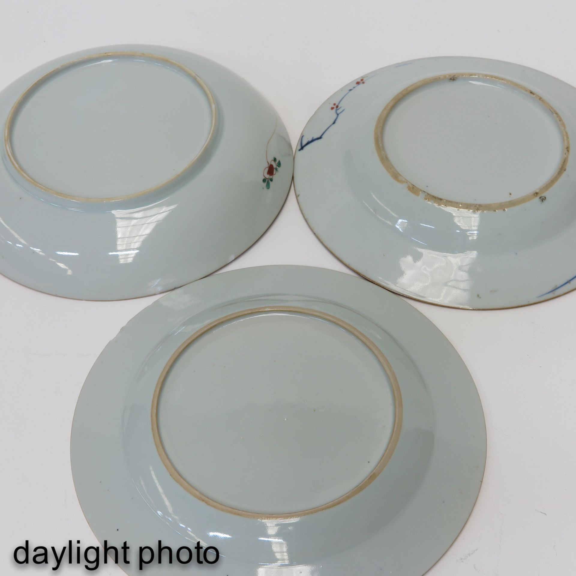 A Collection of 3 Plates - Image 7 of 10