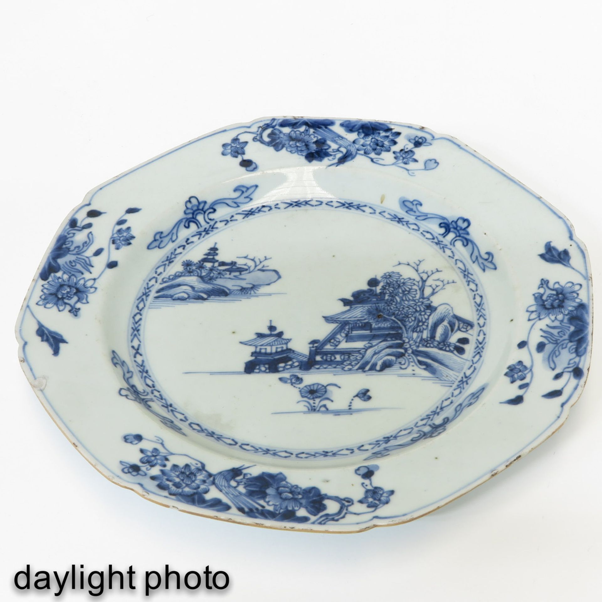 A Series of 4 Blue and White Plates - Image 7 of 10