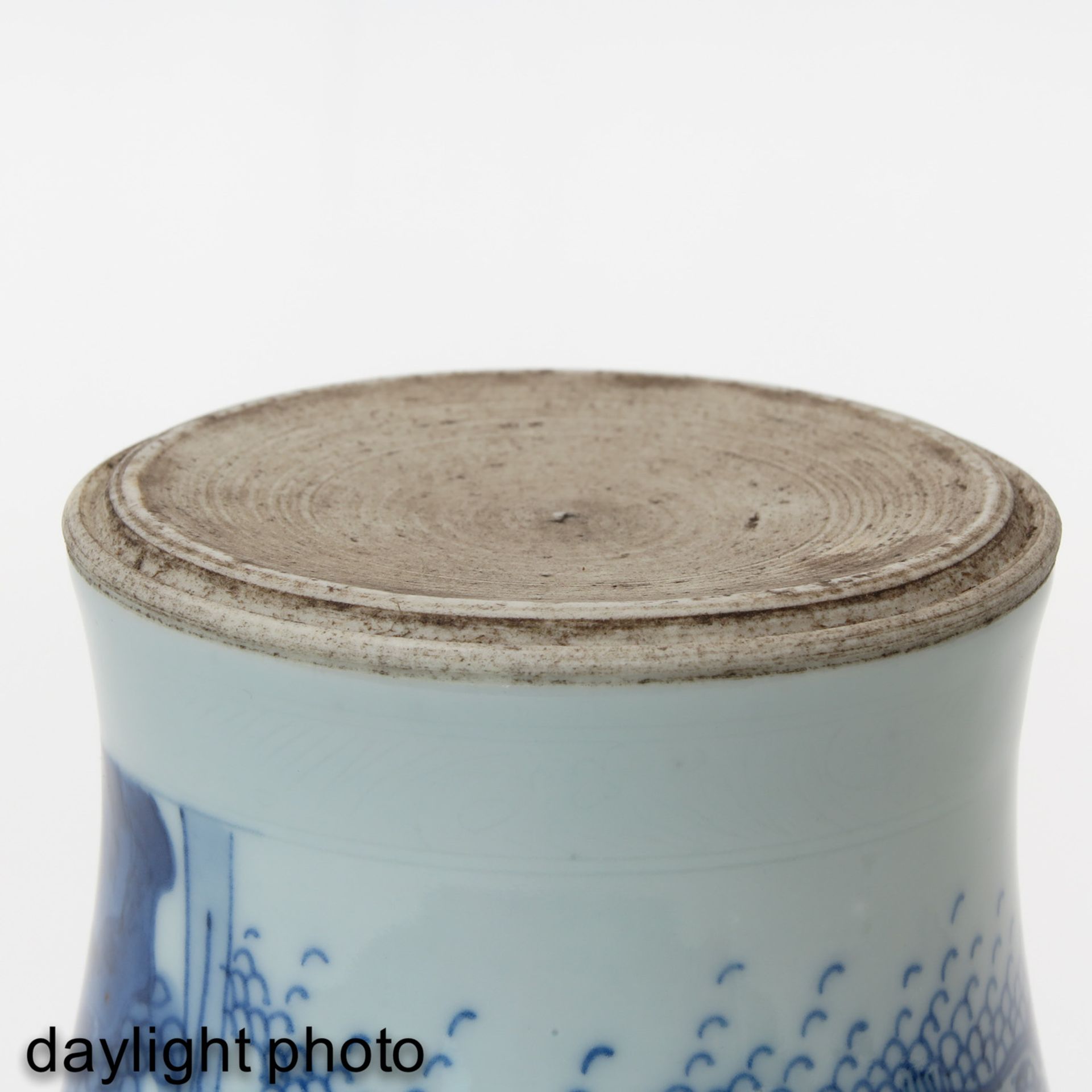 A Blue and White Vase - Image 8 of 10