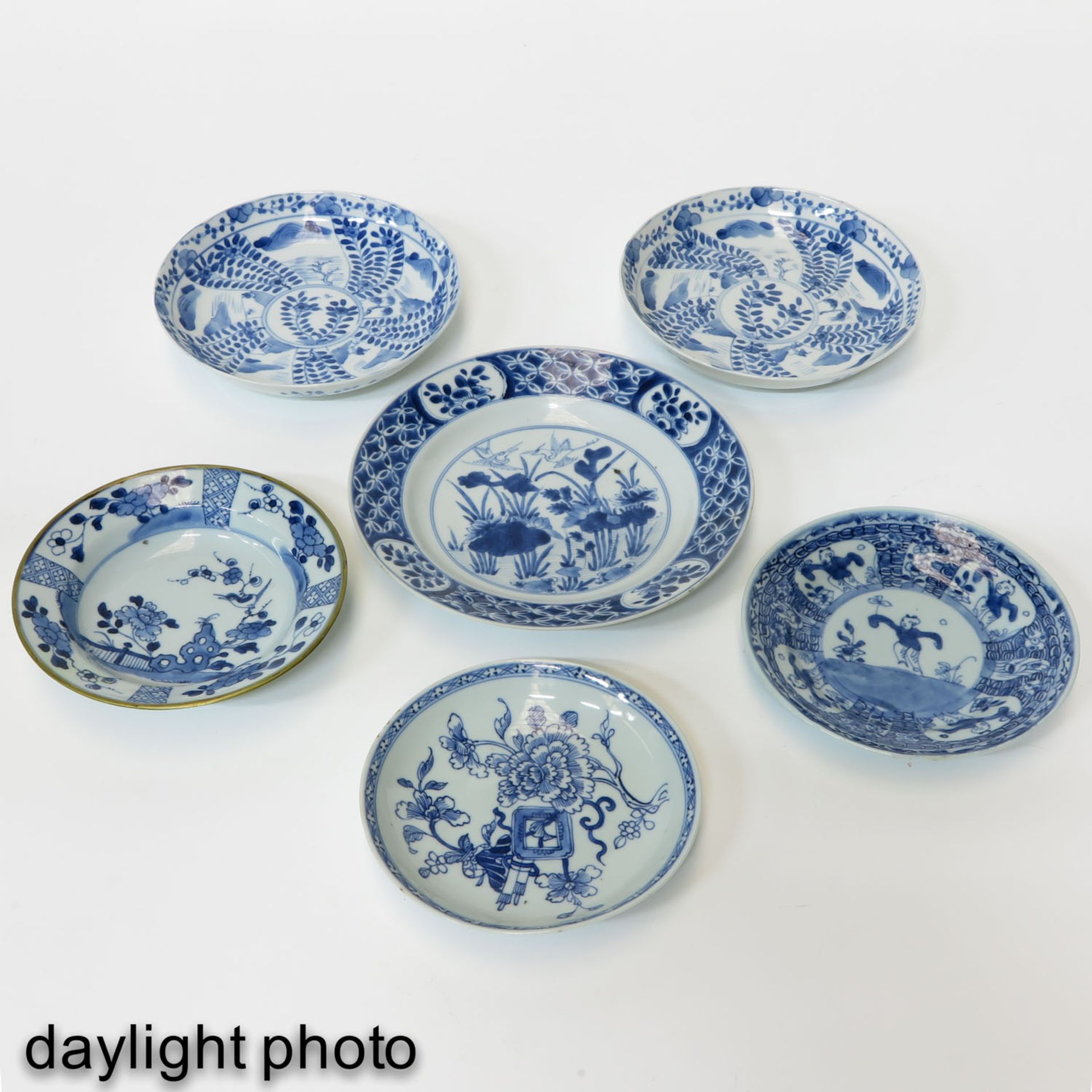 A Collection of 6 Plates - Image 7 of 10