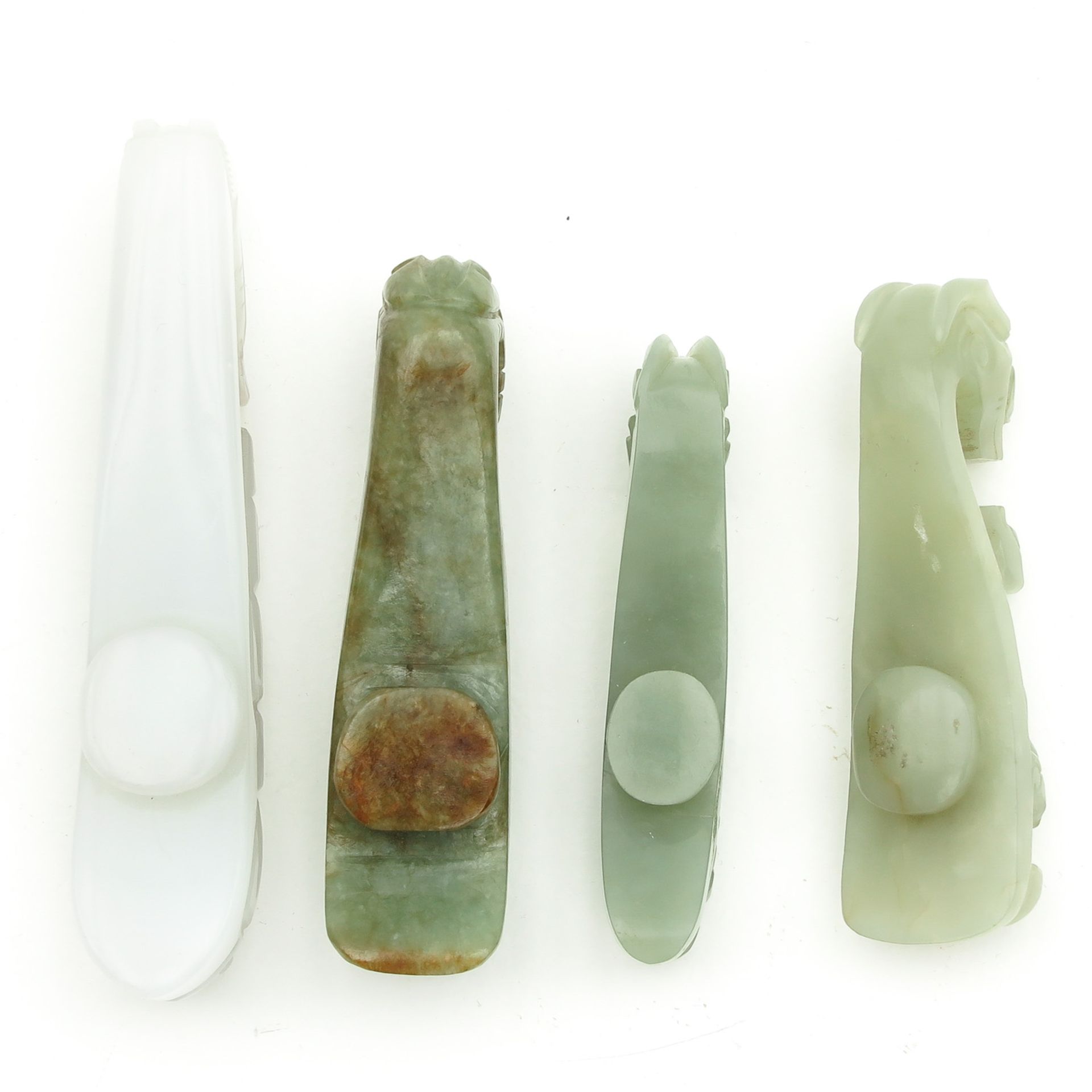 A Collection of 4 Jade Belt Hooks - Image 6 of 9
