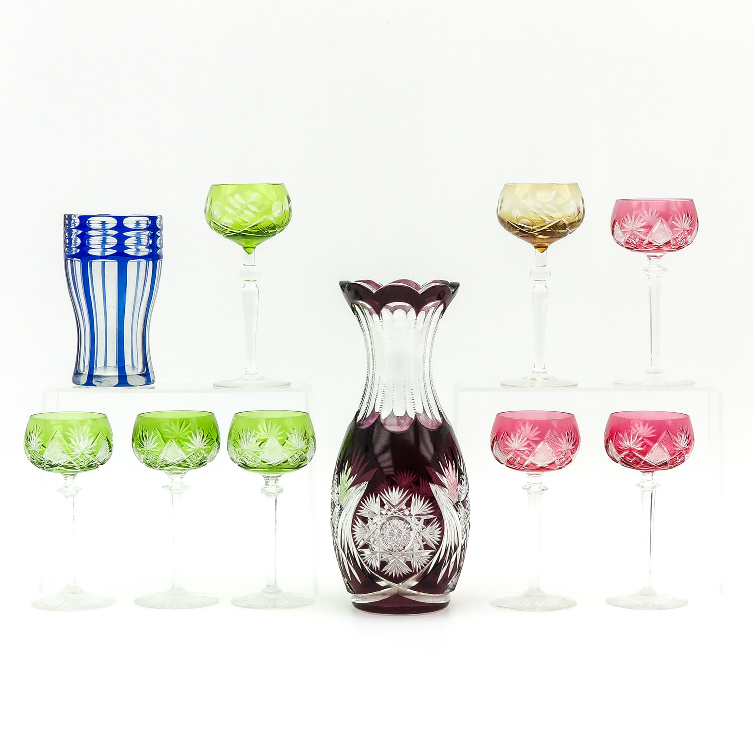 A Collection of Colored Crystal Stemware - Image 2 of 10