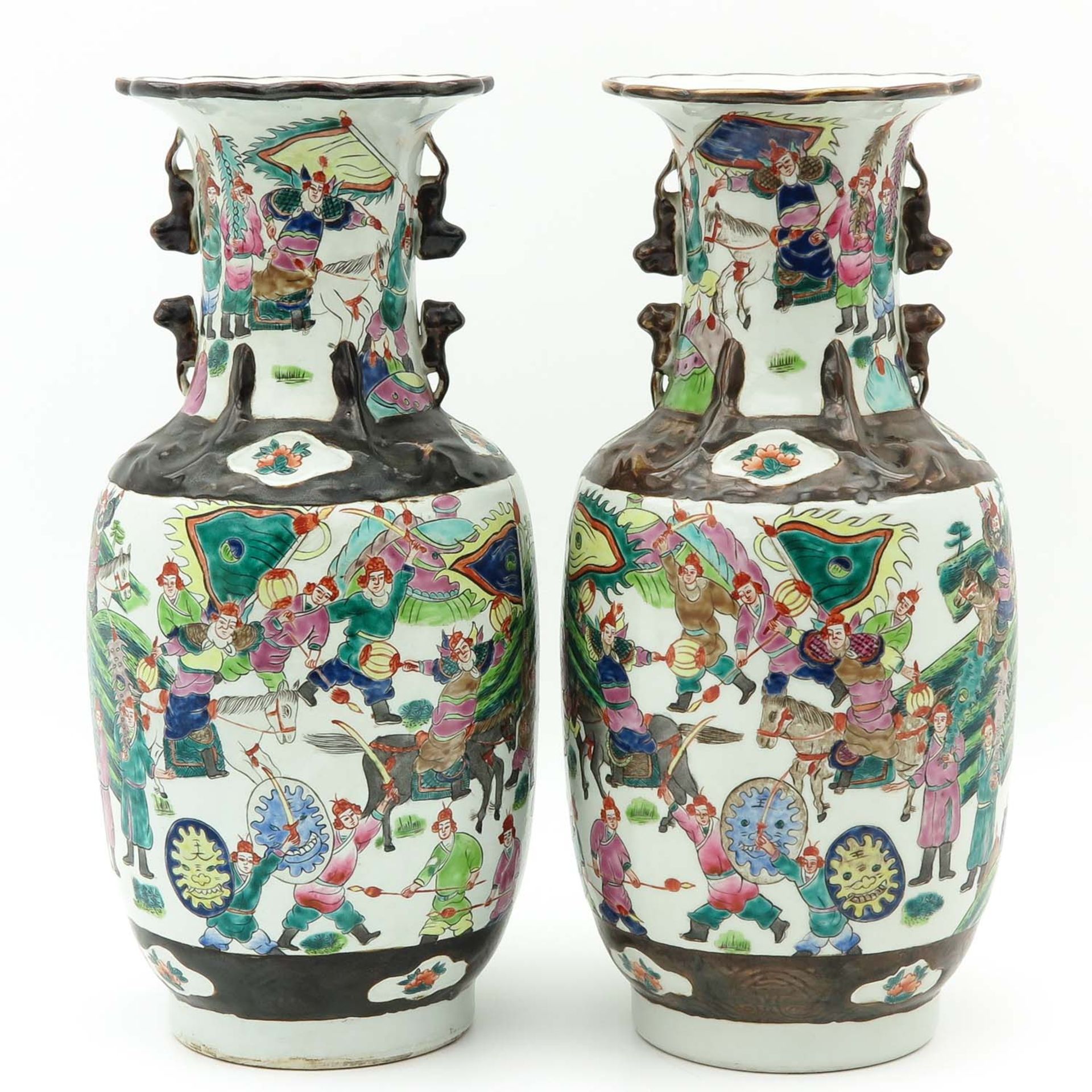 A Pair of Nanking Vases - Image 3 of 10