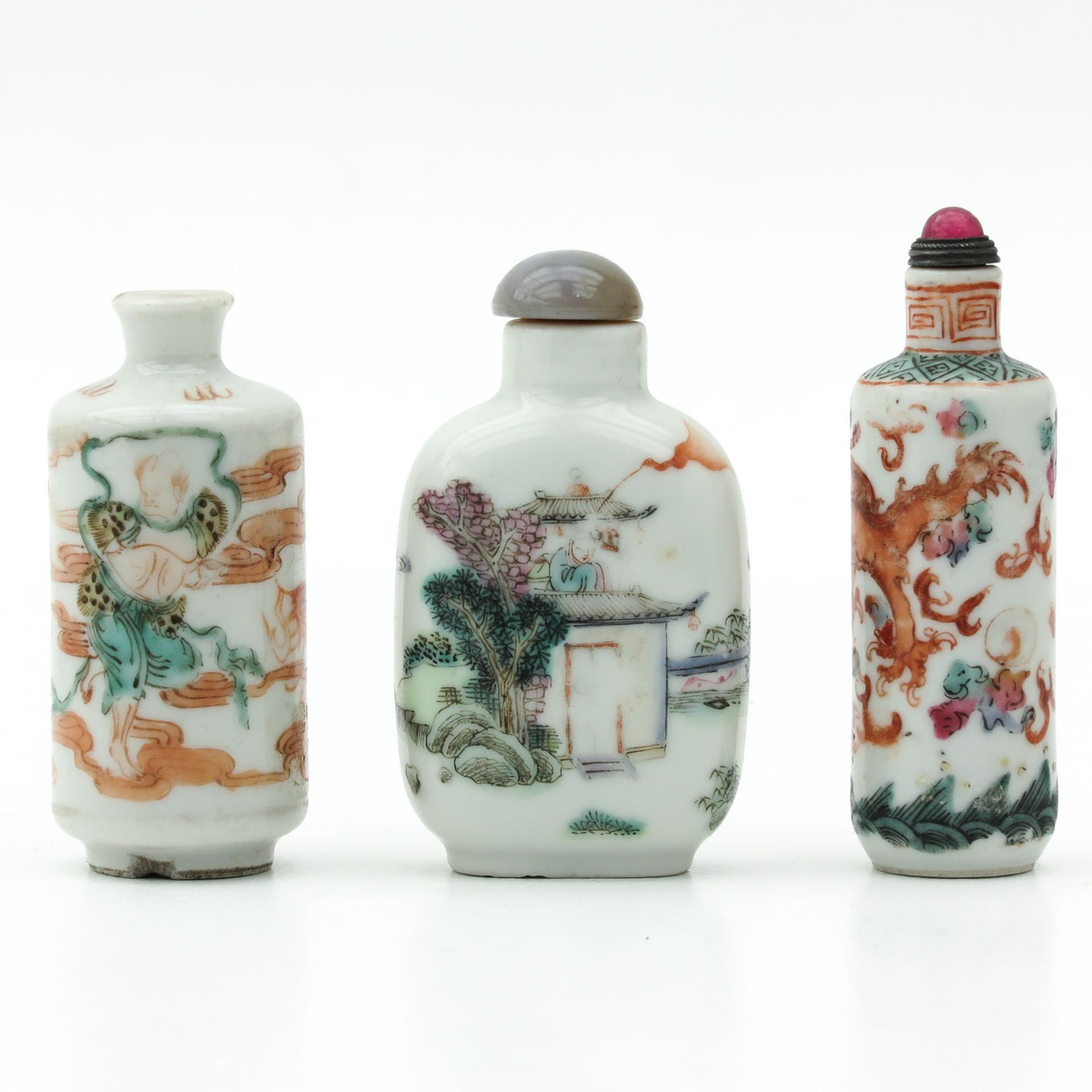 A Collection of Snuff Bottles - Image 3 of 9