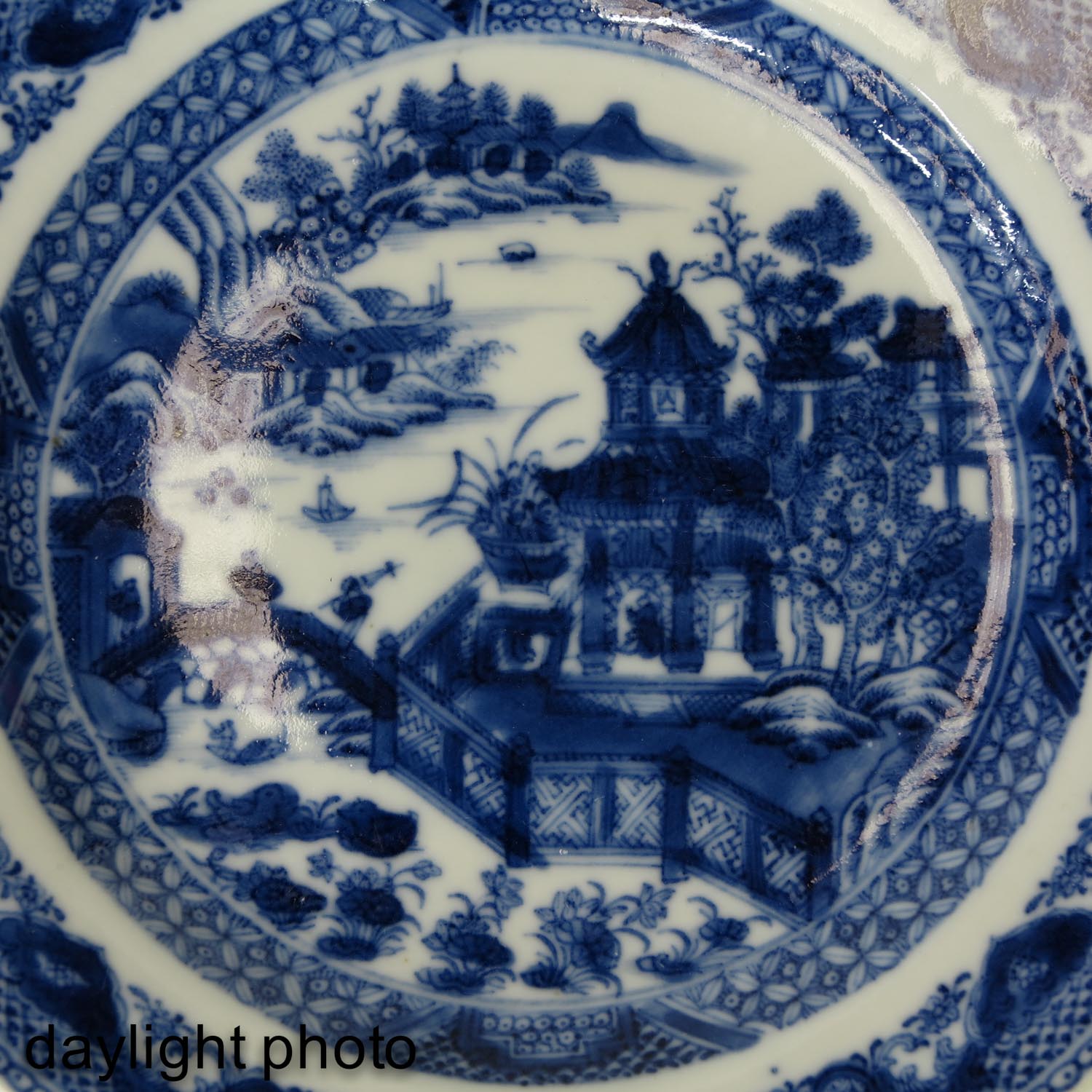A Series of 5 Blue and White Plates - Image 9 of 9