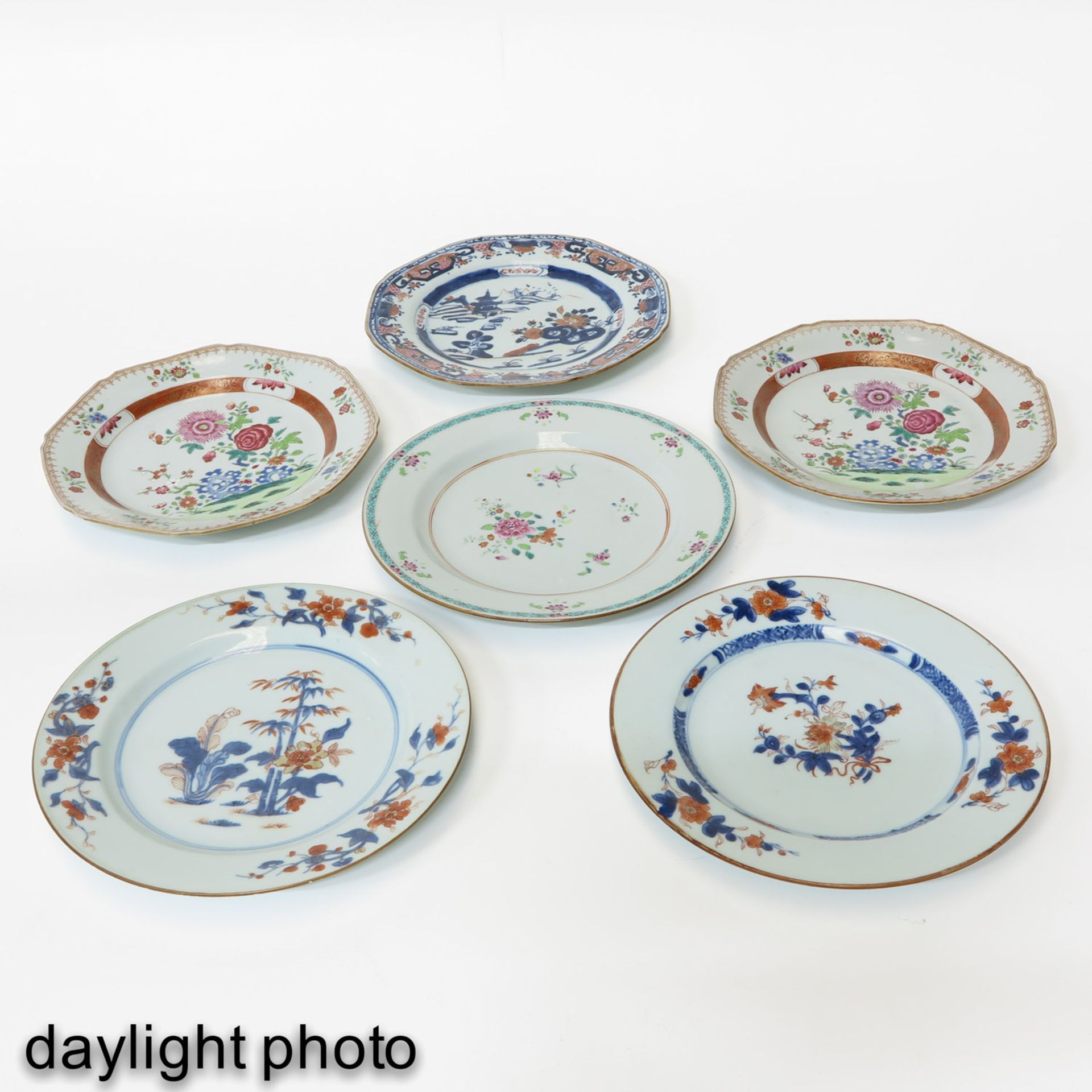 A Collection of 6 Plates - Image 7 of 10