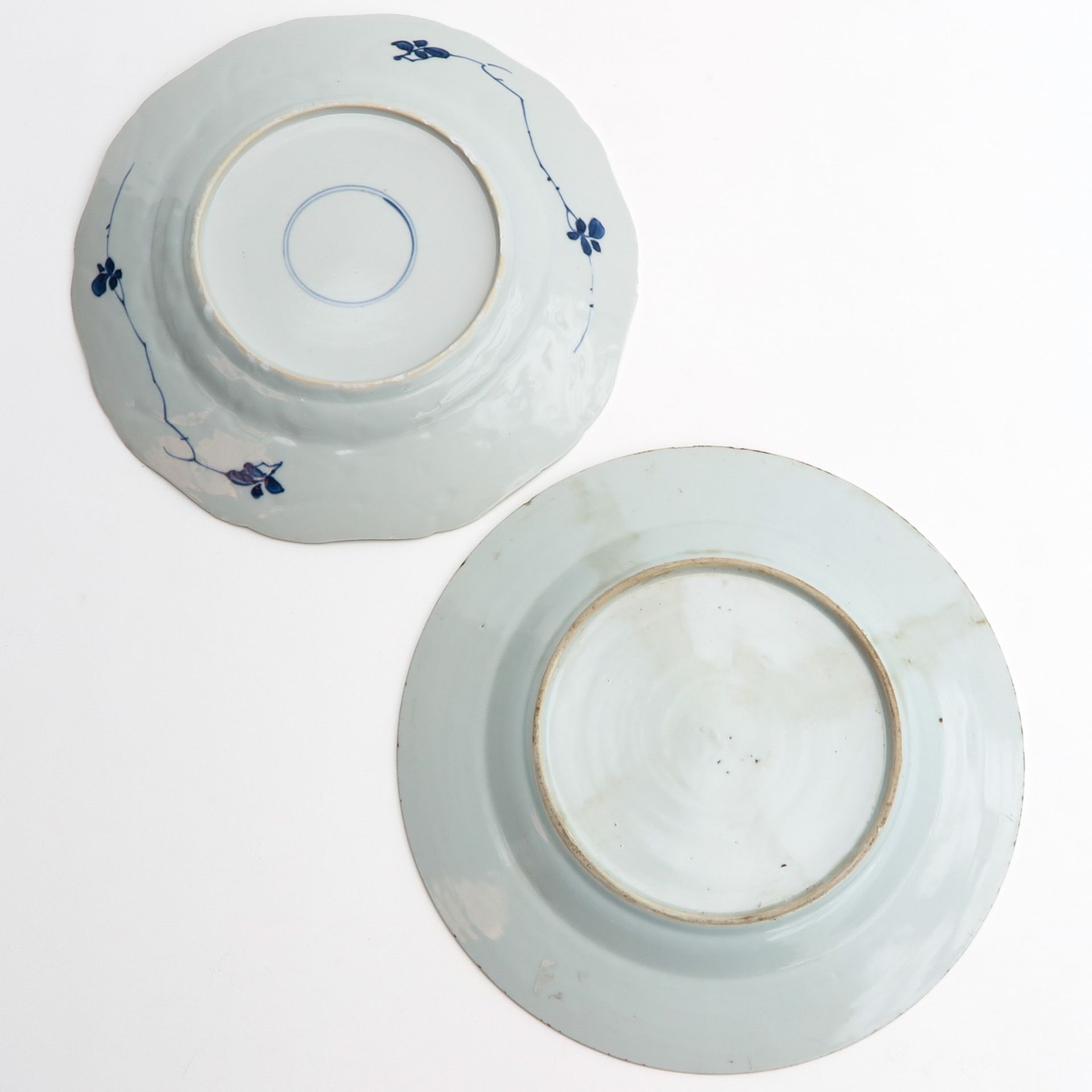 A Lot of 2 Blue and White Plates - Image 2 of 10