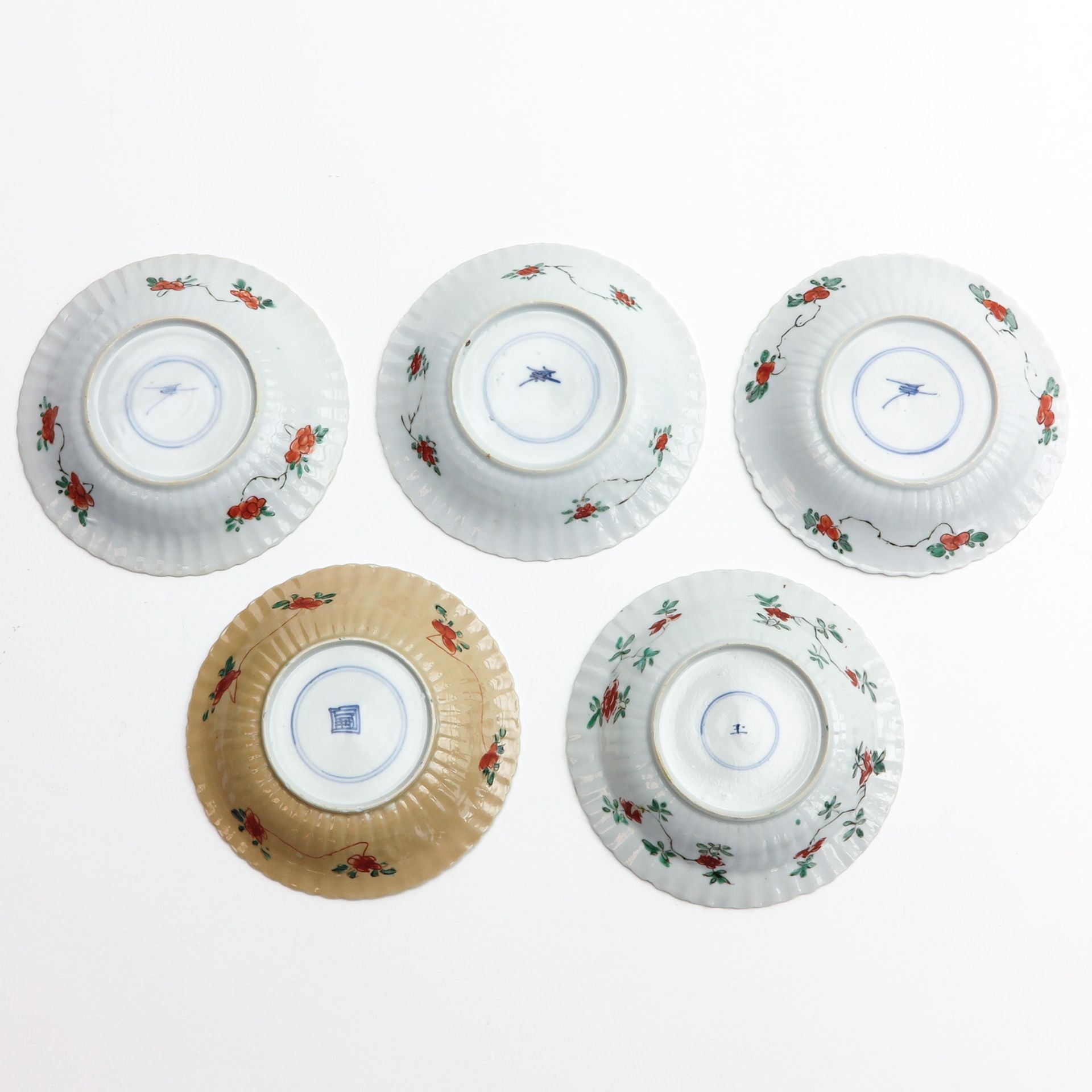 A Collection of 5 Polycrhome Plates - Image 2 of 10