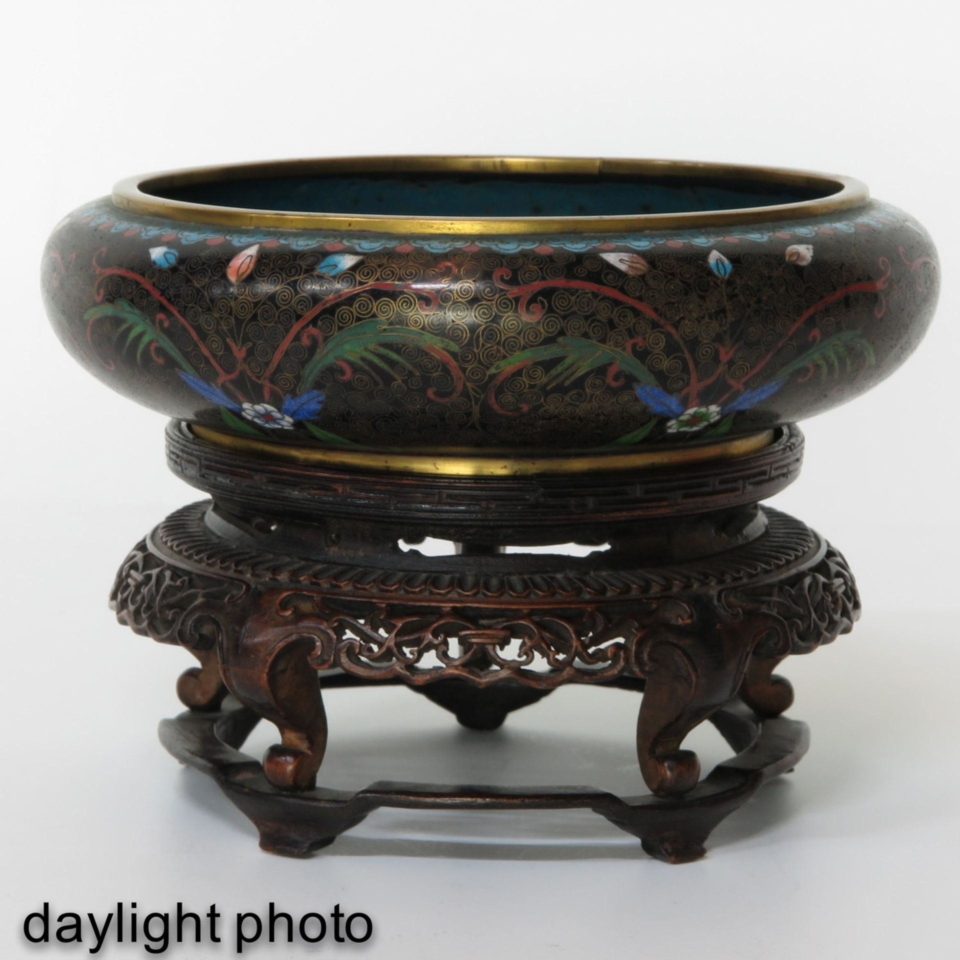 A Cloisonne Bowl with Carved Wood Base - Image 7 of 10