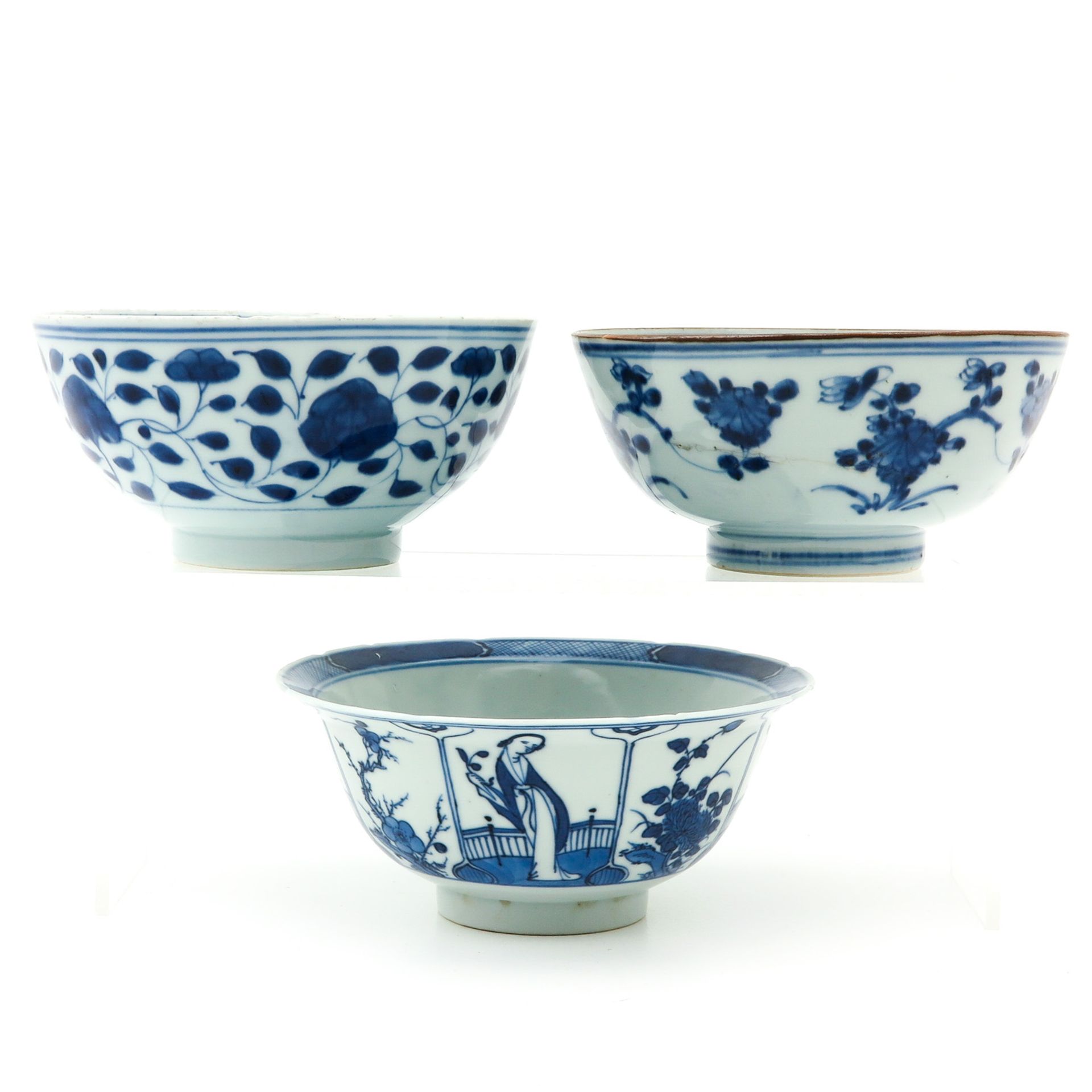 A Lot of 3 Blue and White Bowls - Image 2 of 10