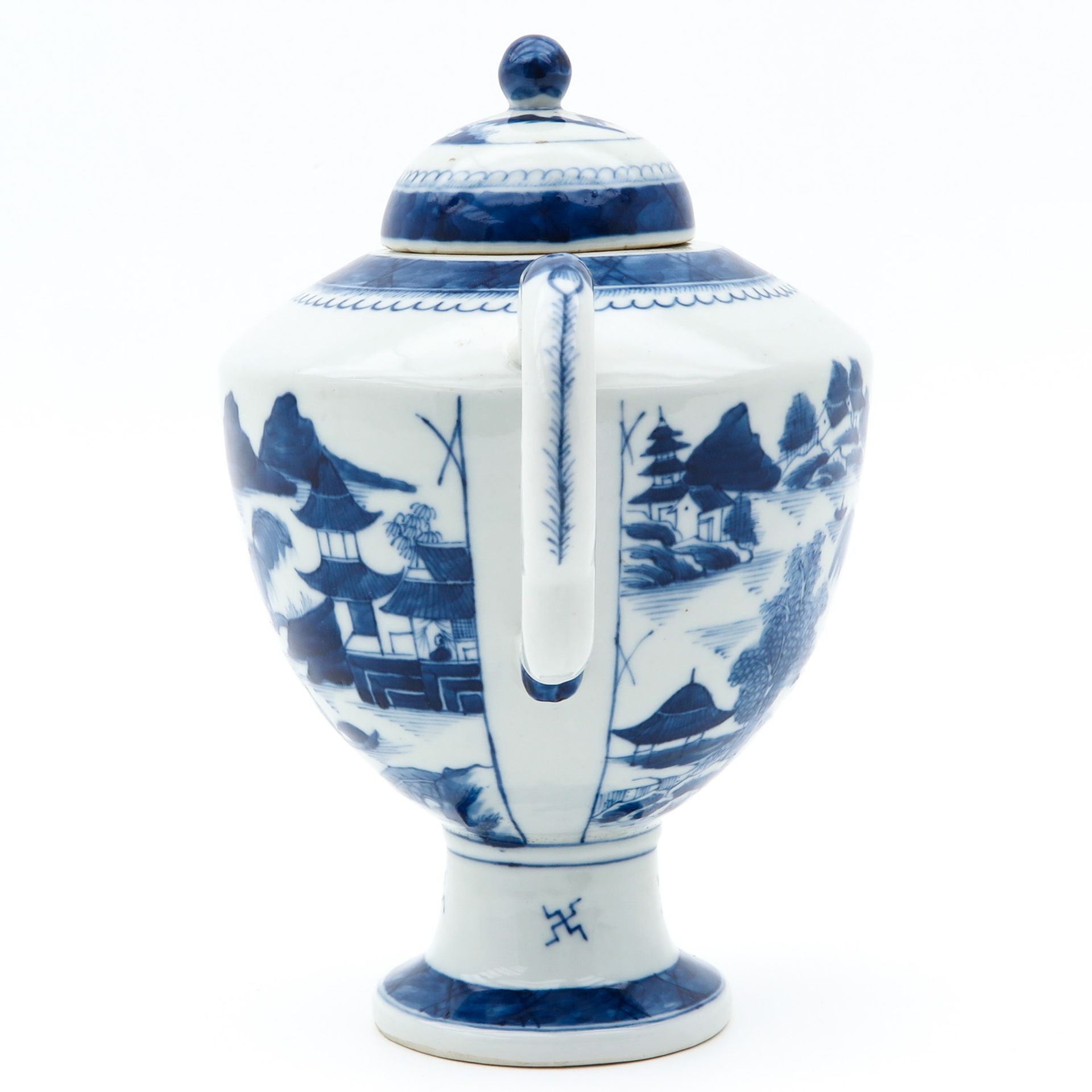 A BLue and White Teapot - Image 2 of 10