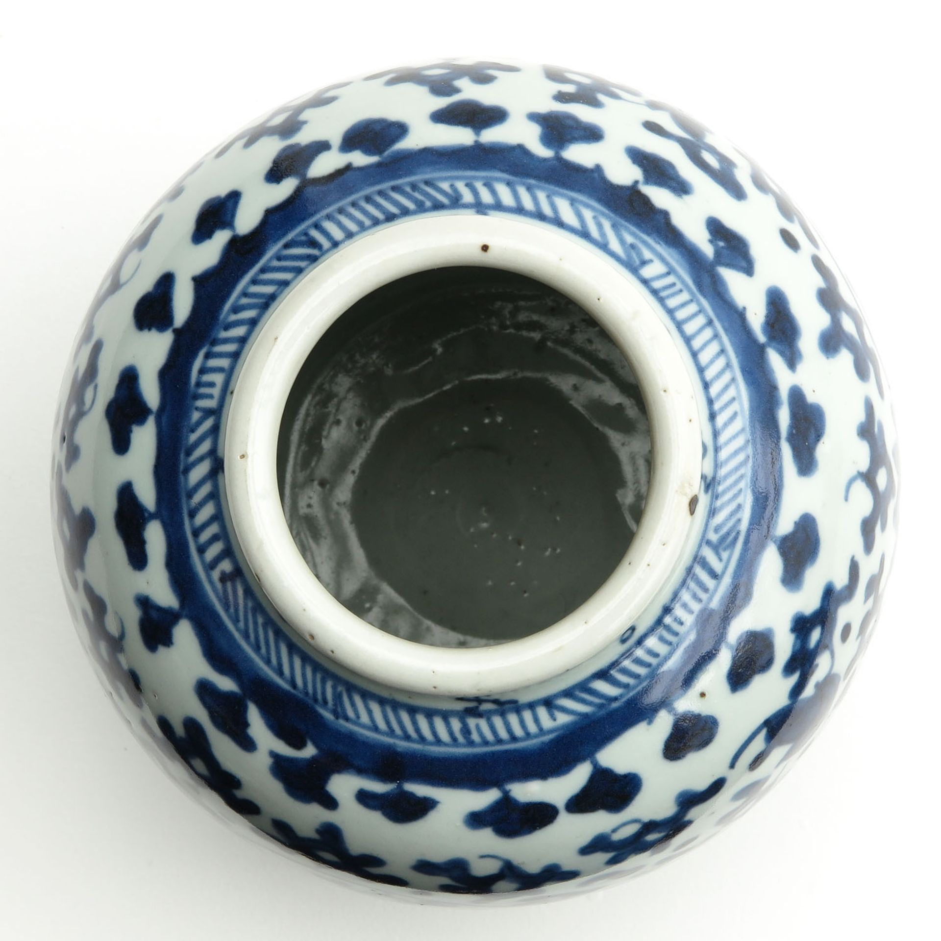 A Blue and White Jar - Image 5 of 9