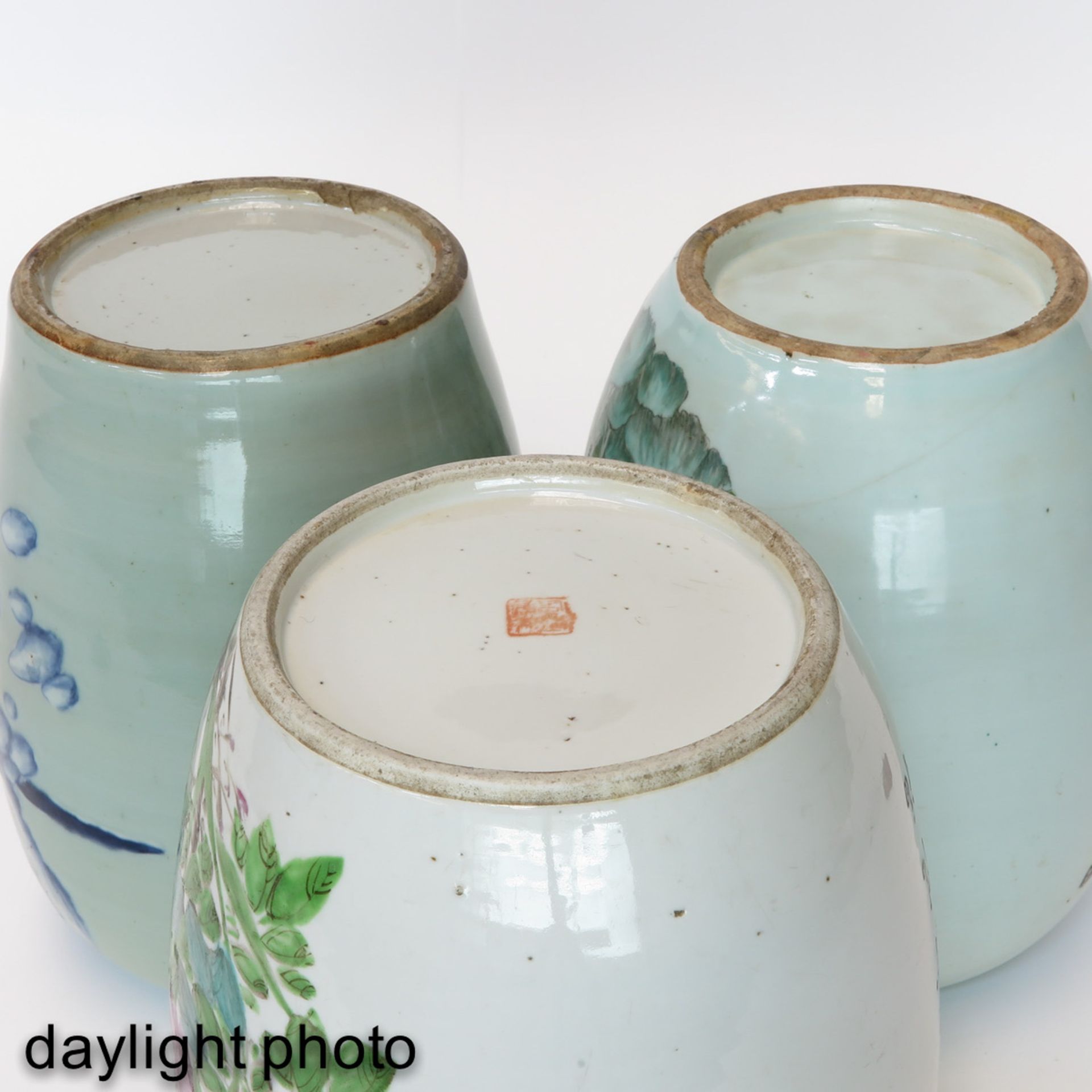 A Collection of 3 Ginger Jars - Image 8 of 10
