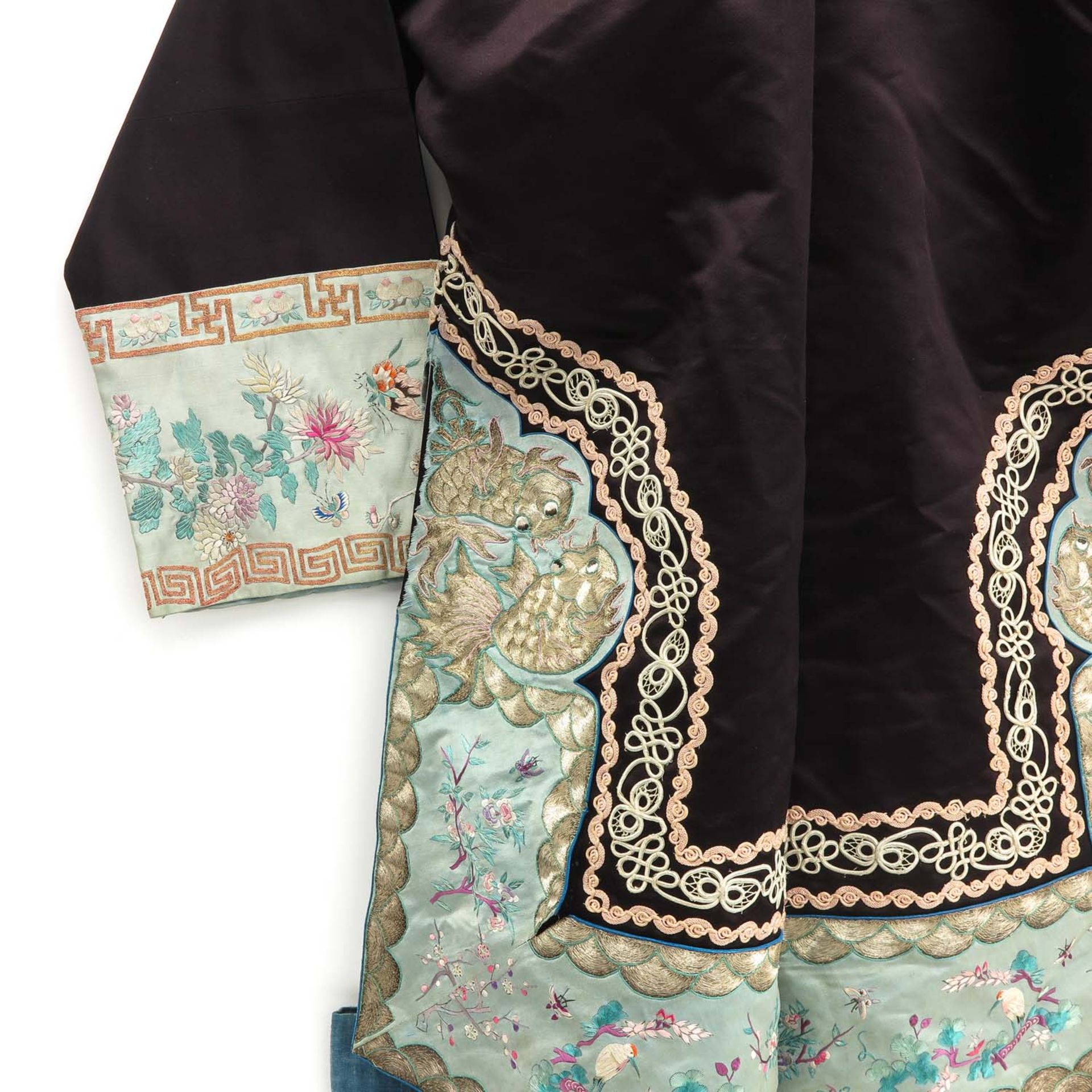 2 Chinese Silk Embroidered Textiles - Bild 5 aus 9