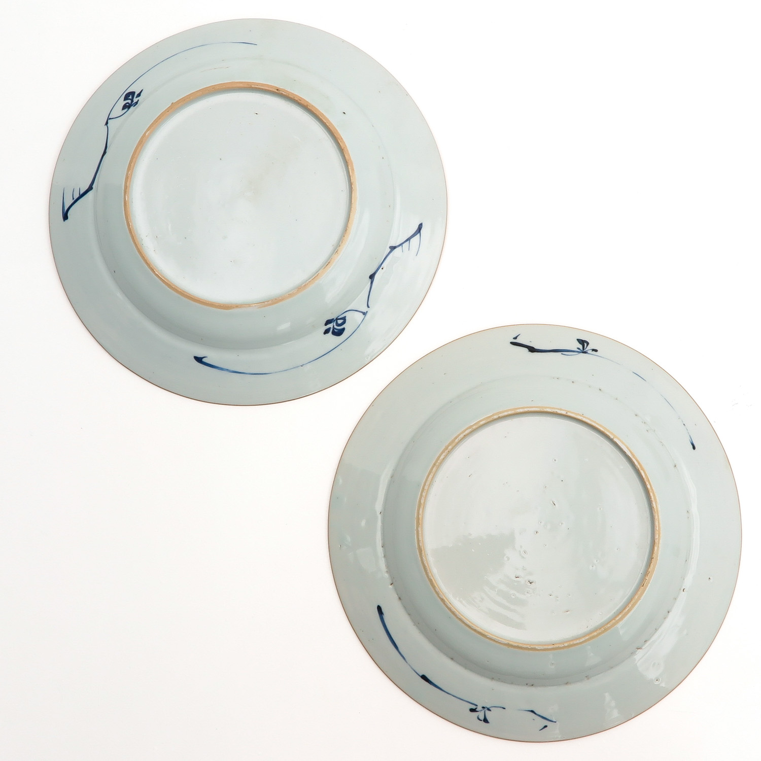 2 Blue and White Plates - Image 2 of 10