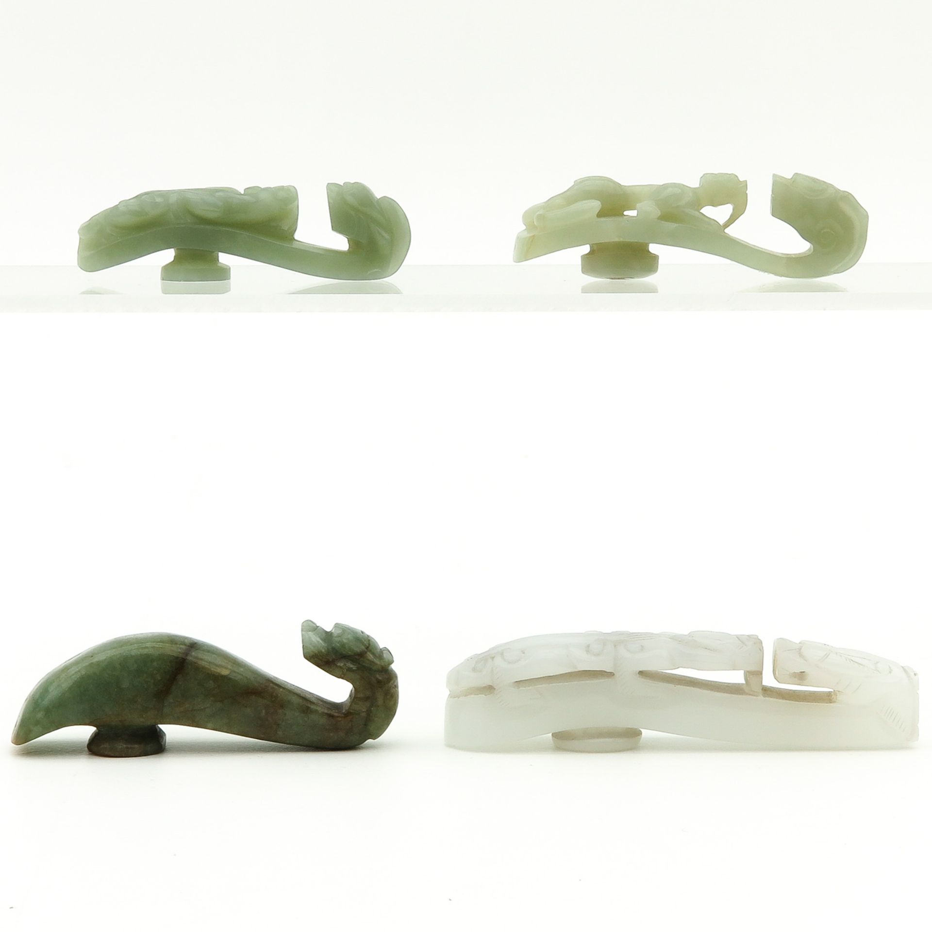 A Collection of 4 Jade Belt Hooks - Image 3 of 9