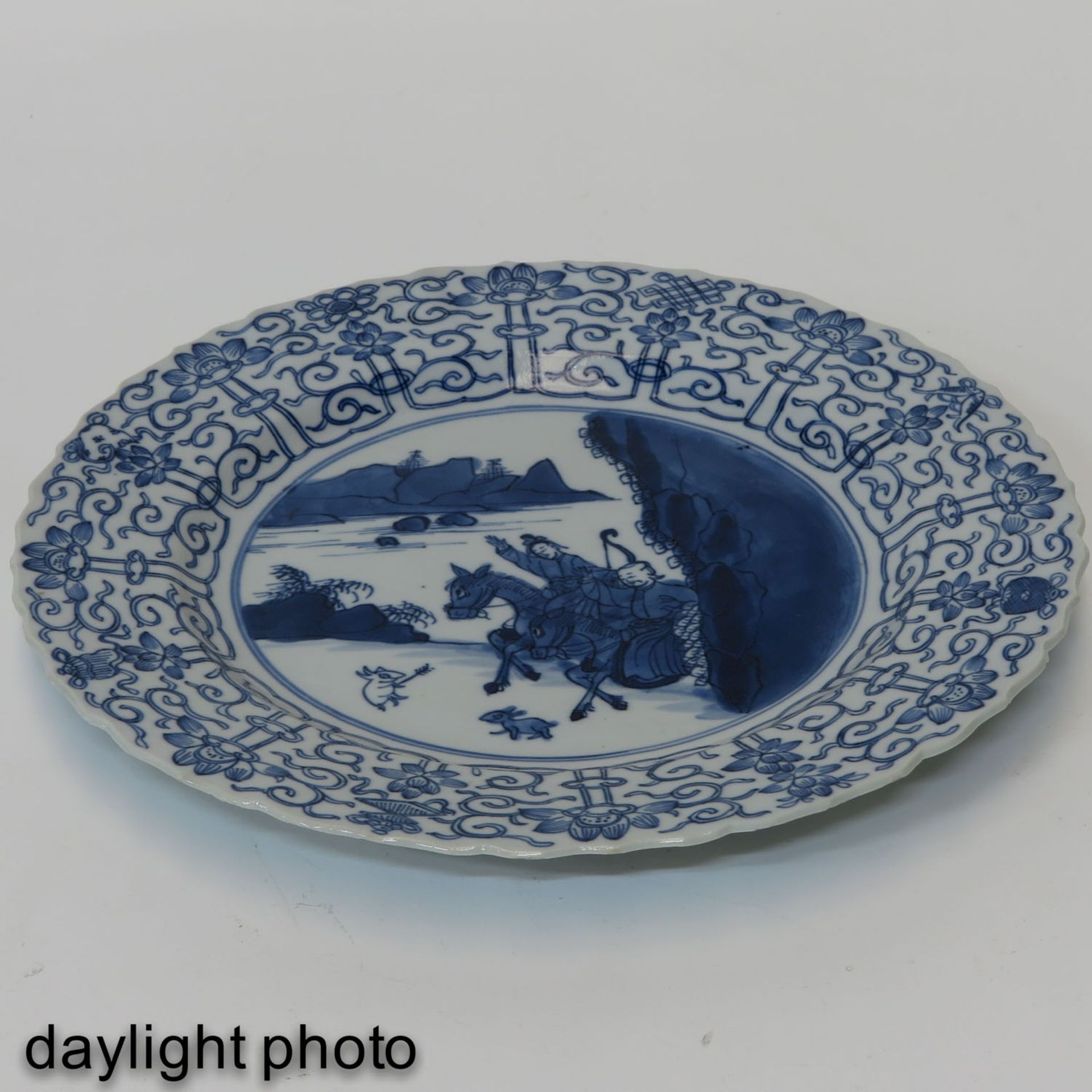 A Blue and White Plate - Image 3 of 8