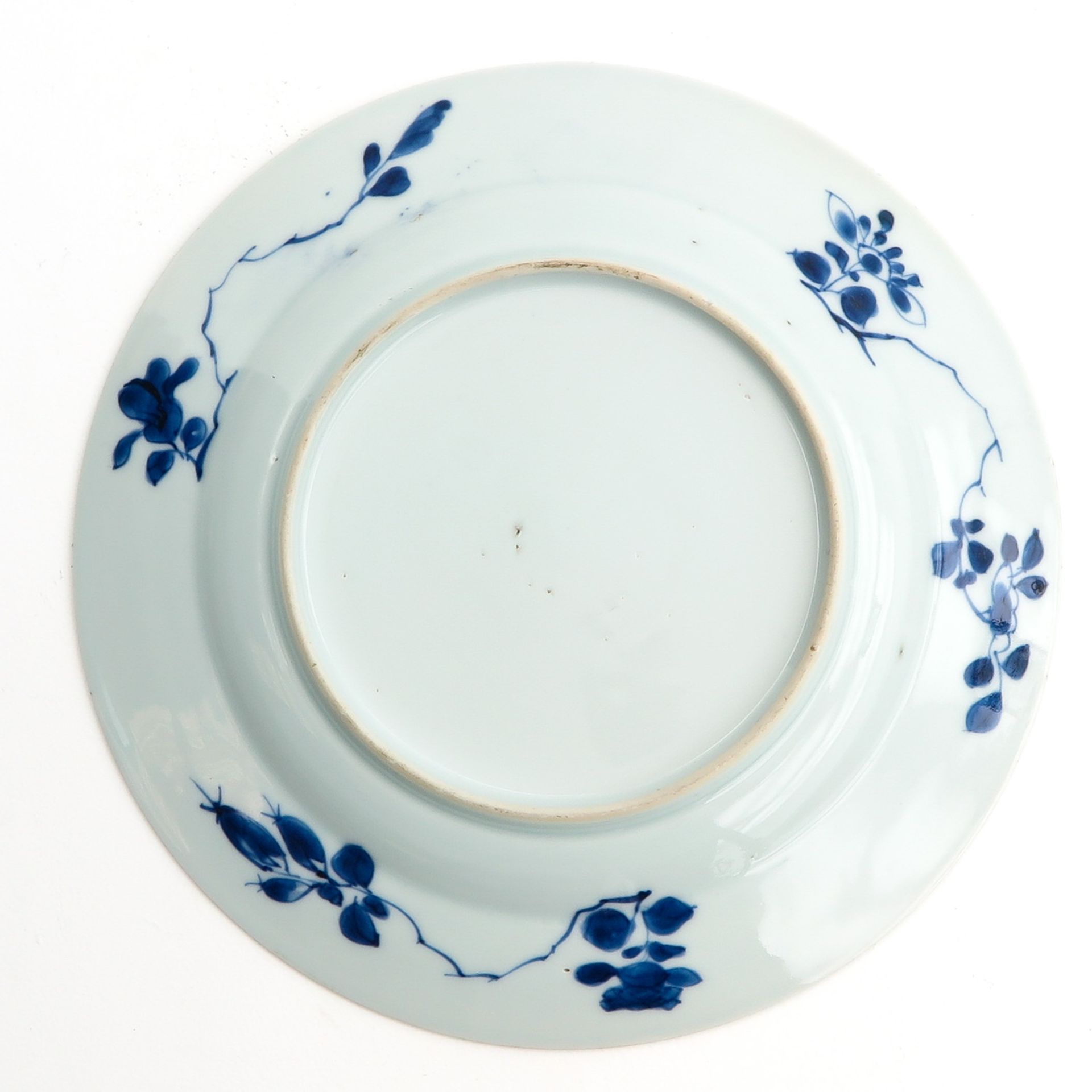 A Pair of Blue and White Plates - Image 6 of 10