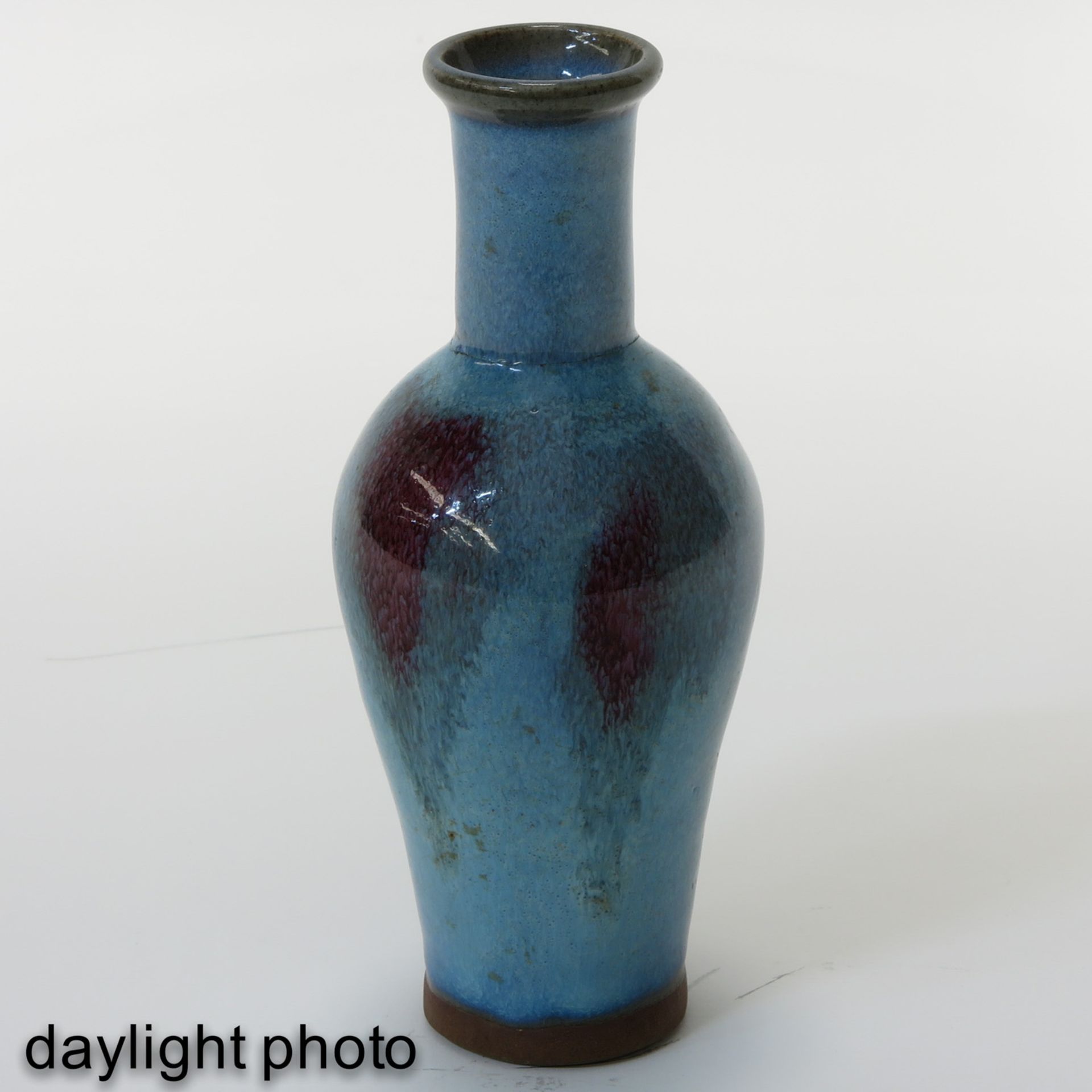 A Blue and Purple Splash Vase - Image 7 of 10