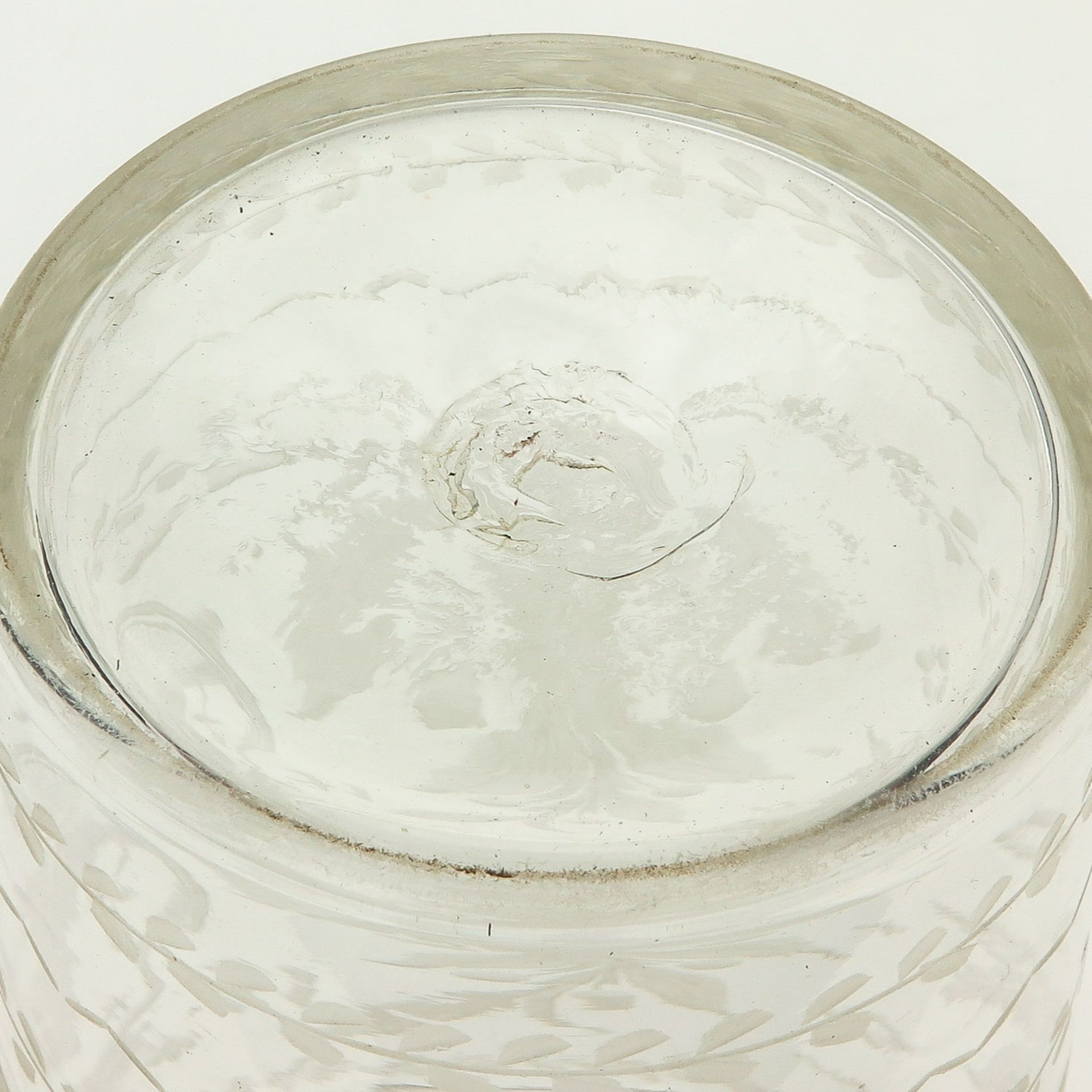 A Engraved Grape Washing Glass - Image 6 of 6