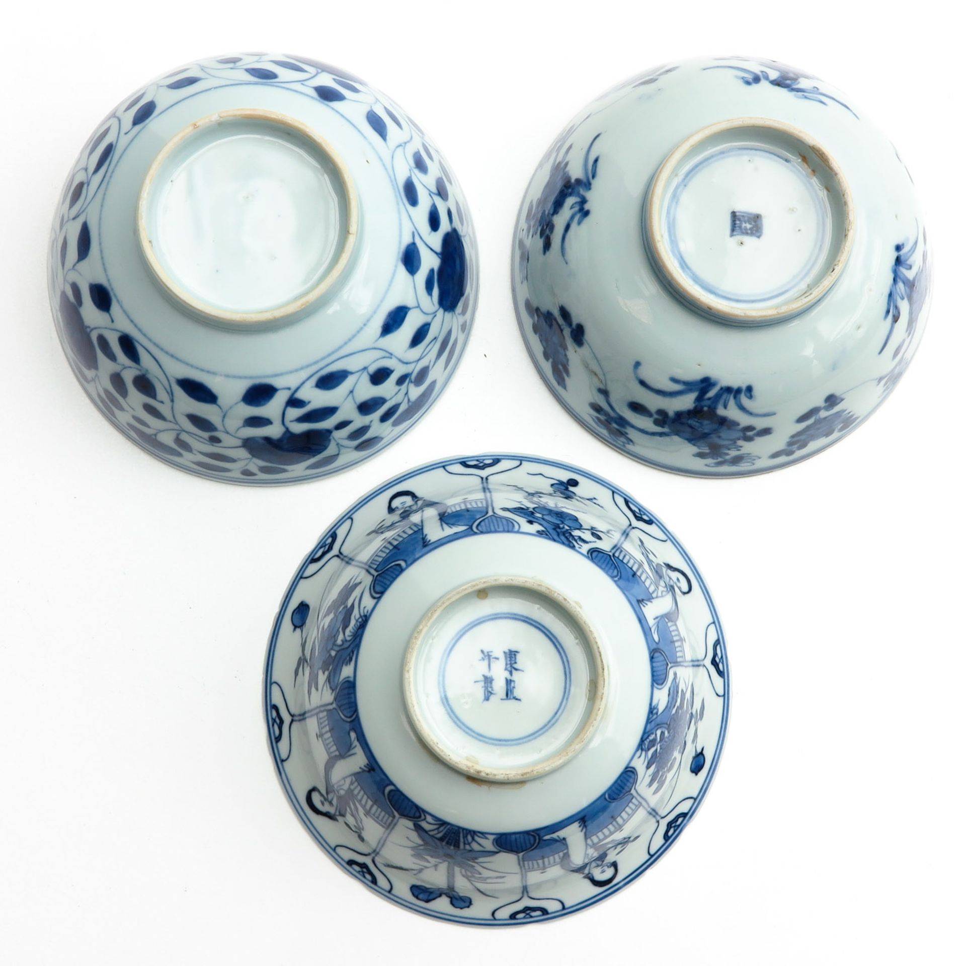 A Lot of 3 Blue and White Bowls - Image 6 of 10
