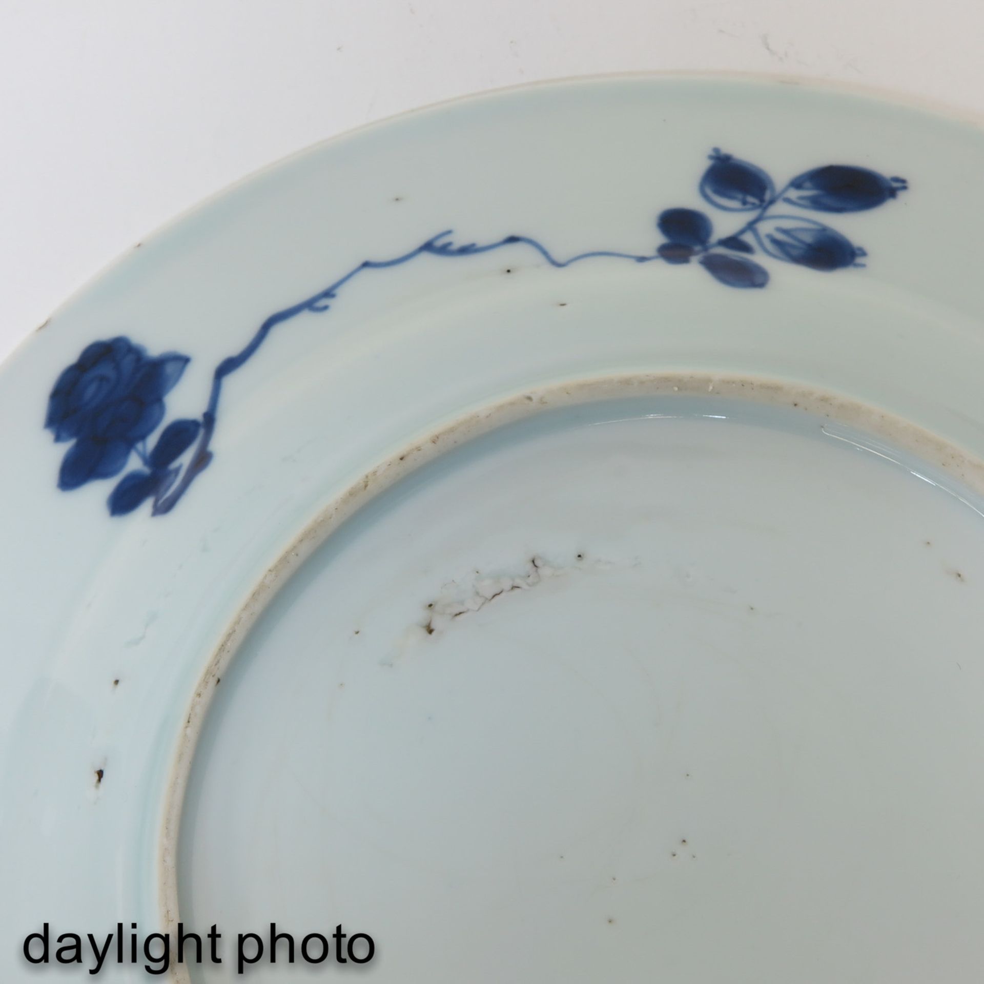 A Pair of Blue and White Plates - Image 9 of 10