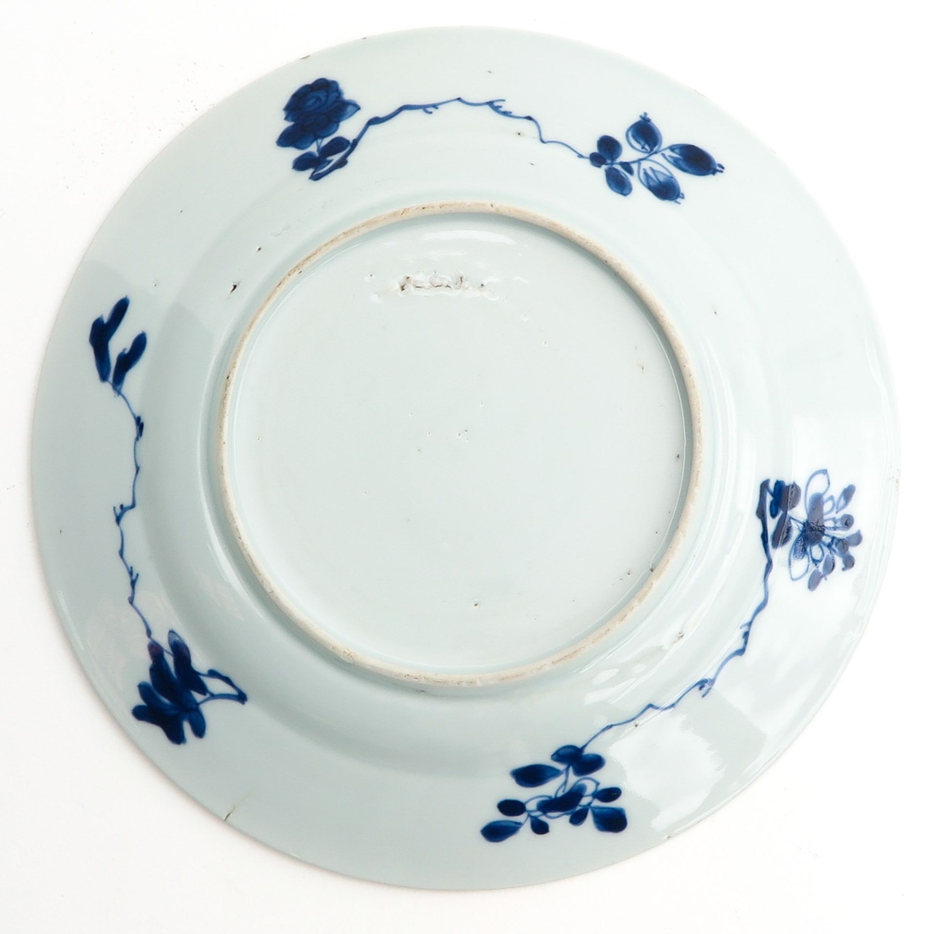 A Pair of Blue and White Plates - Image 4 of 10