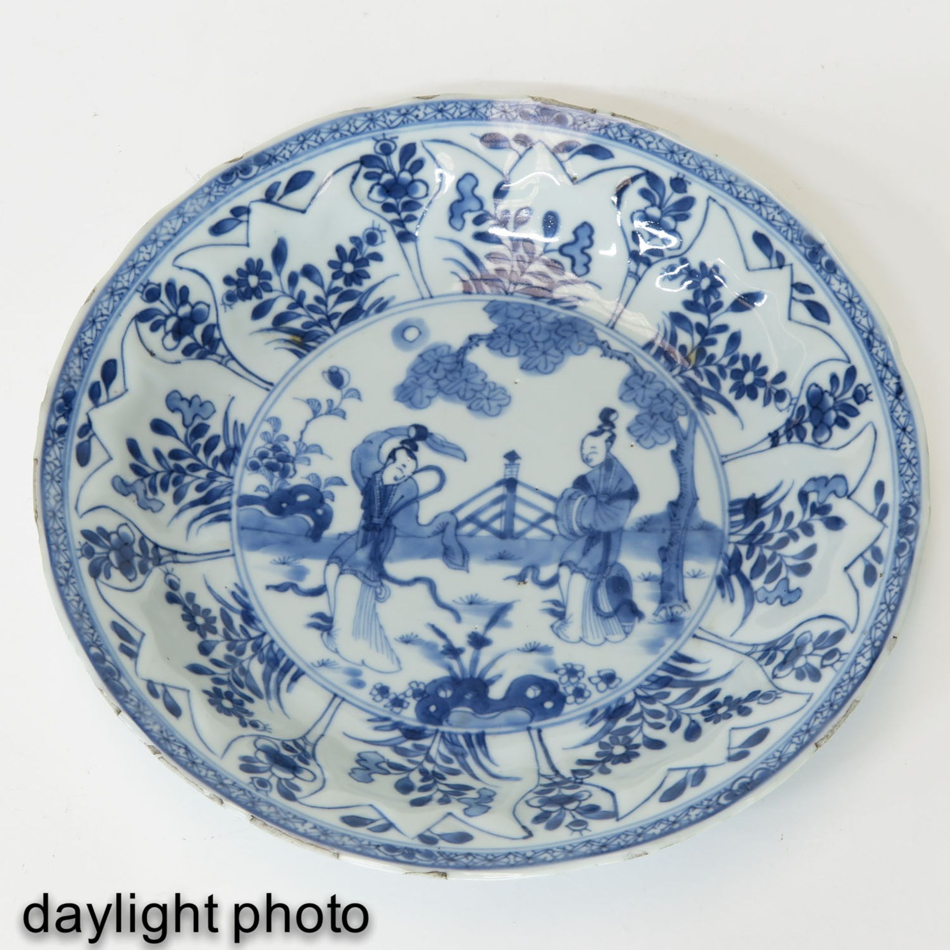 A Blue and White Plate - Image 5 of 7
