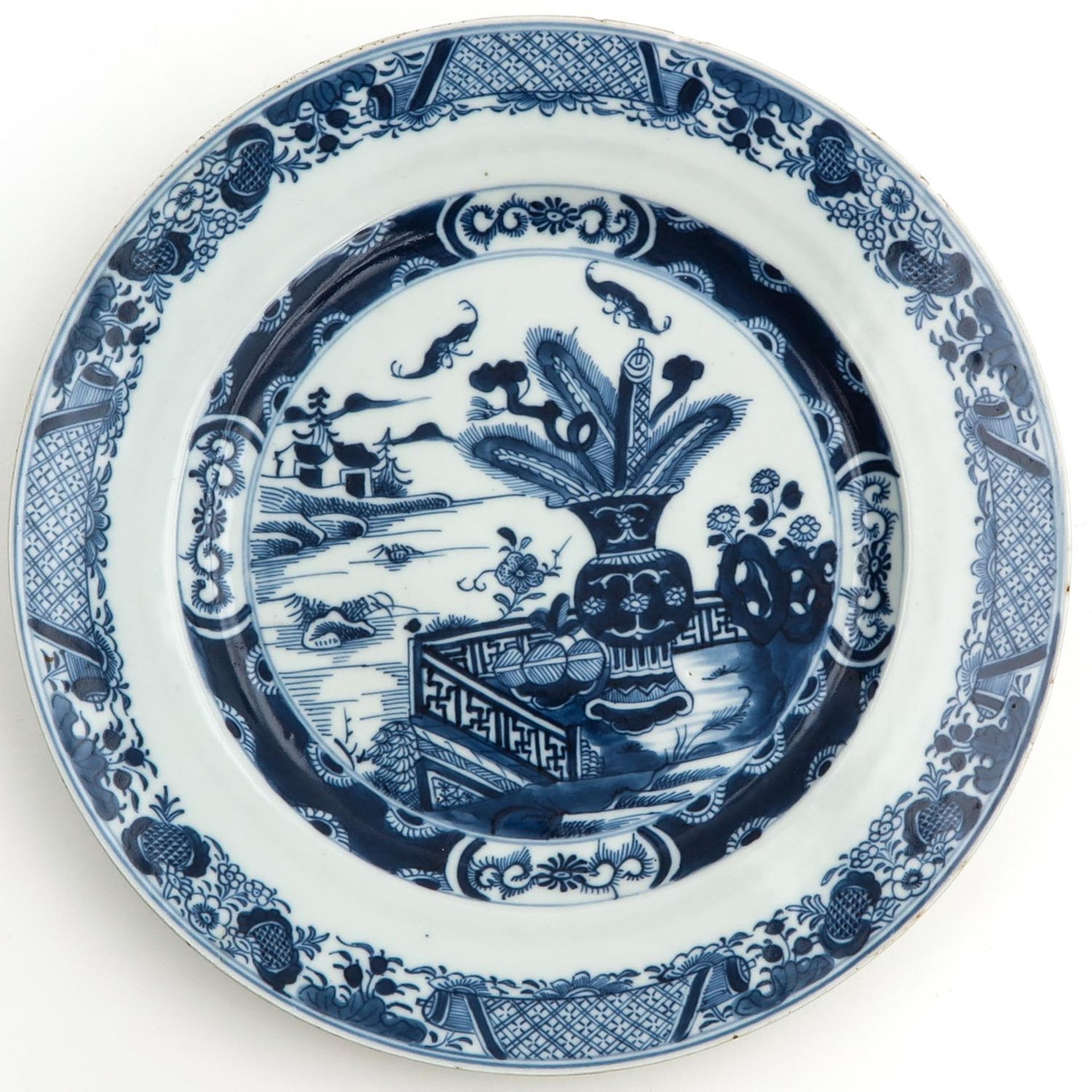 A Lot of 2 Blue and White Plates - Image 5 of 10