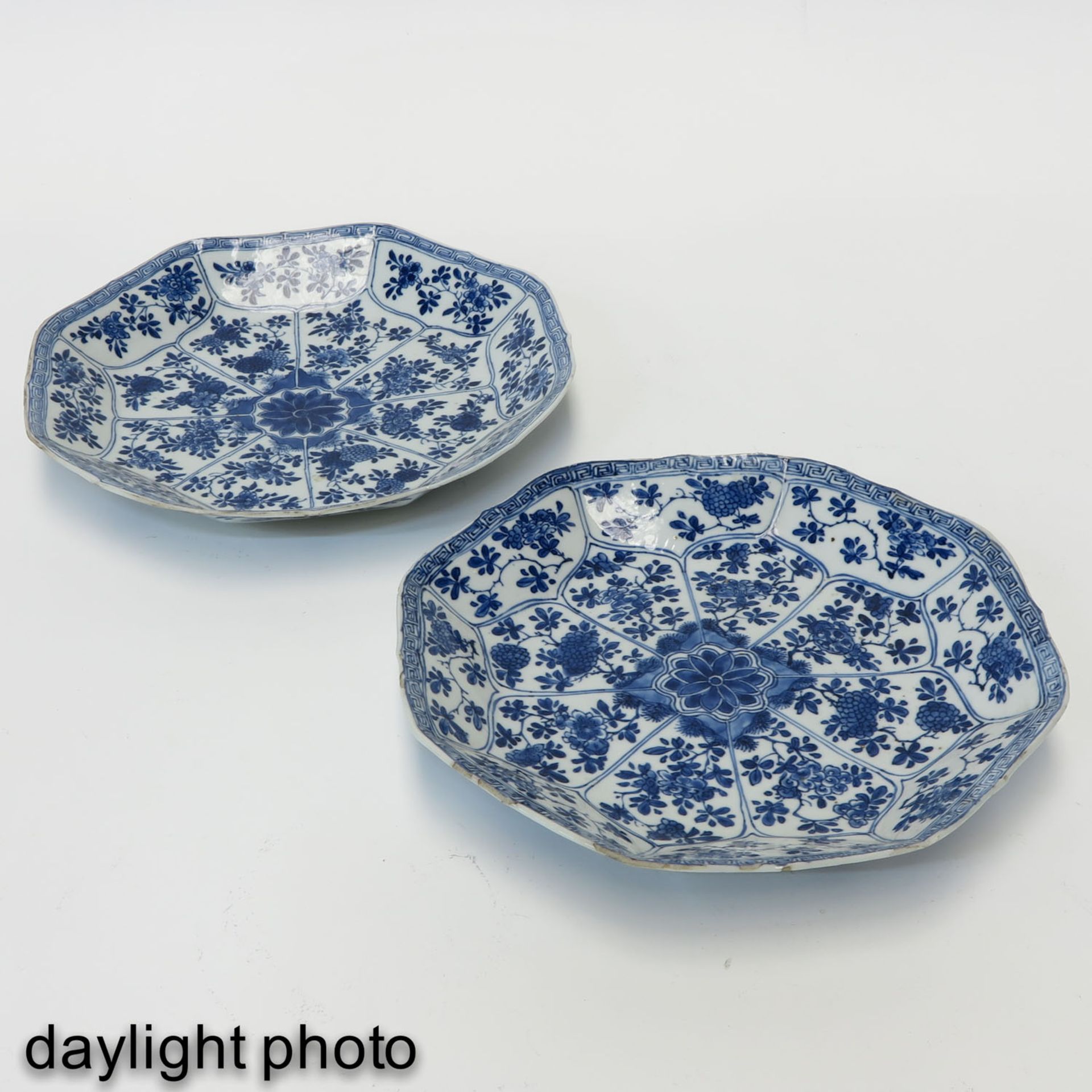 Two Blue and White Plates - Bild 7 aus 10